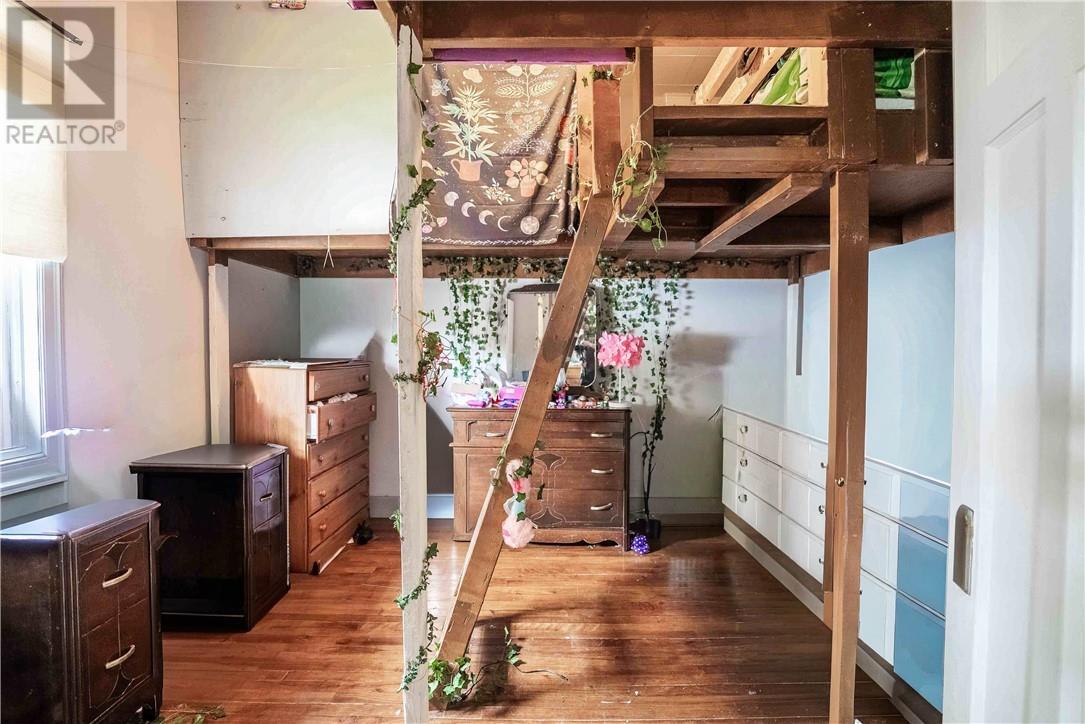 












190 Eyre Street

,
Sudbury,




Ontario
P3C4B2

