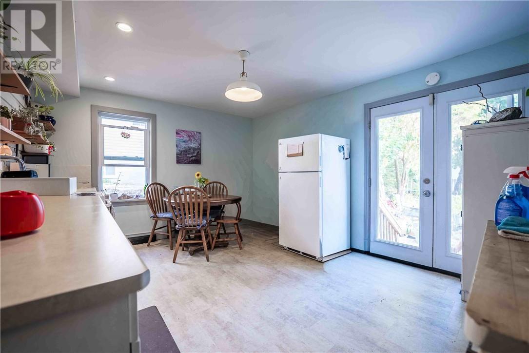 












190 Eyre Street

,
Sudbury,




Ontario
P3C4B2

