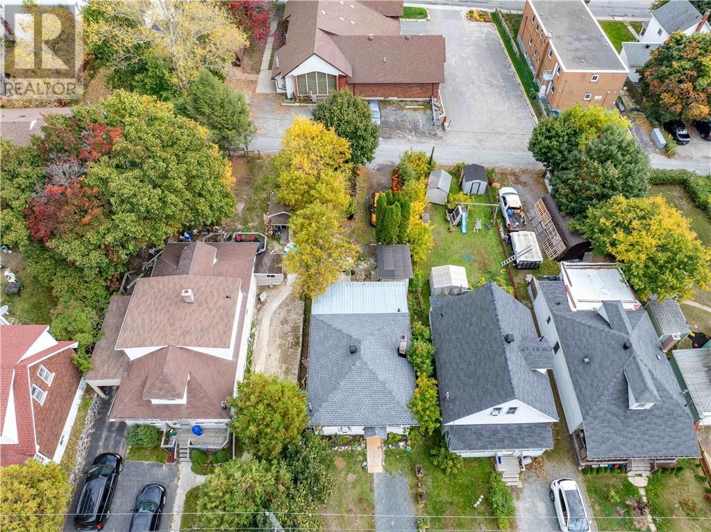 












190 Eyre Street

,
Sudbury,




Ontario
P3C4B2

