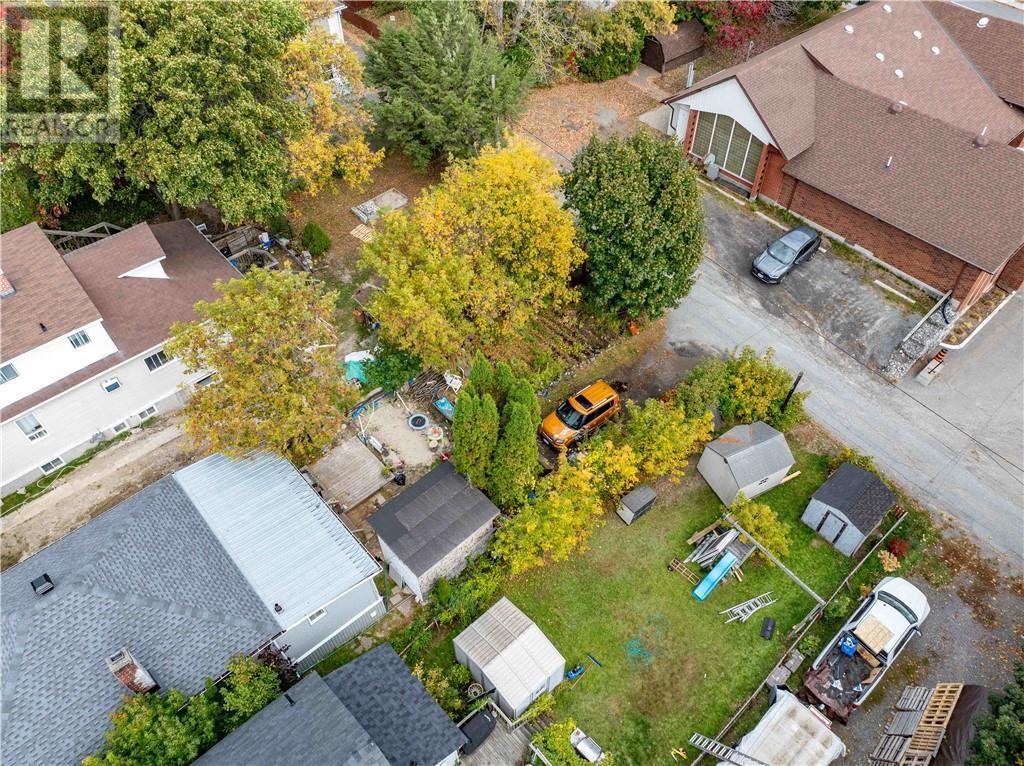 












190 Eyre Street

,
Sudbury,




Ontario
P3C4B2

