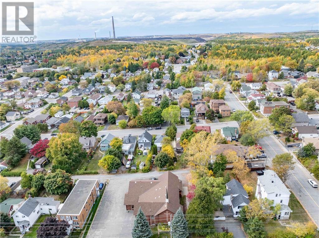 












190 Eyre Street

,
Sudbury,




Ontario
P3C4B2

