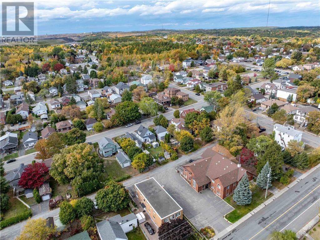 












190 Eyre Street

,
Sudbury,




Ontario
P3C4B2

