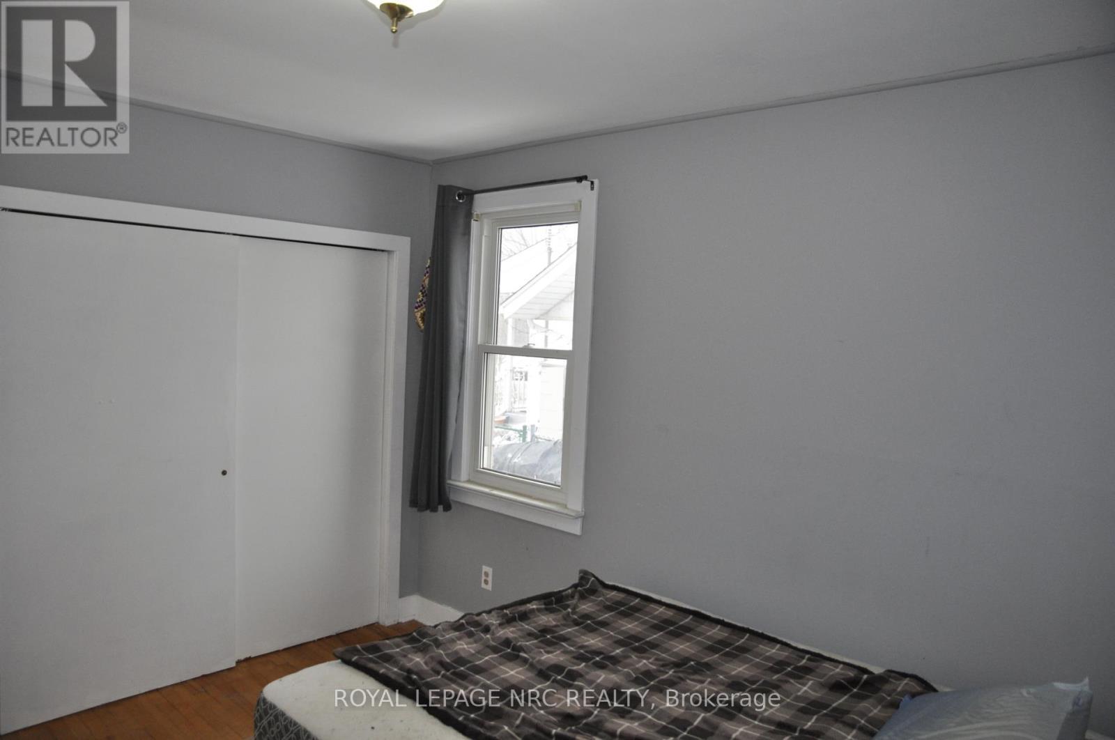 












129 GILMORE ROAD

,
Fort Erie (Central),




Ontario
L2A2L9

