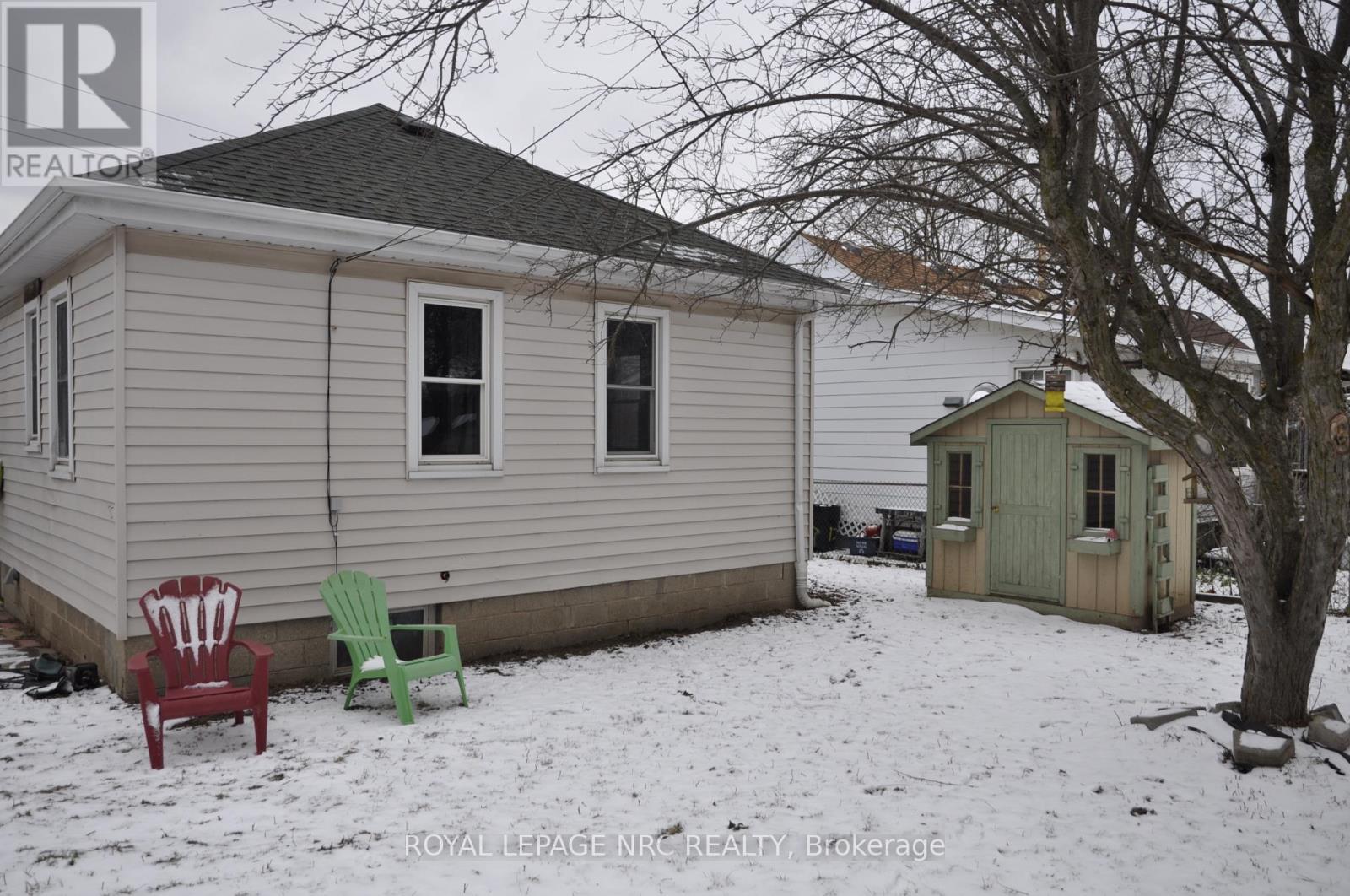 












129 GILMORE ROAD

,
Fort Erie (Central),




Ontario
L2A2L9

