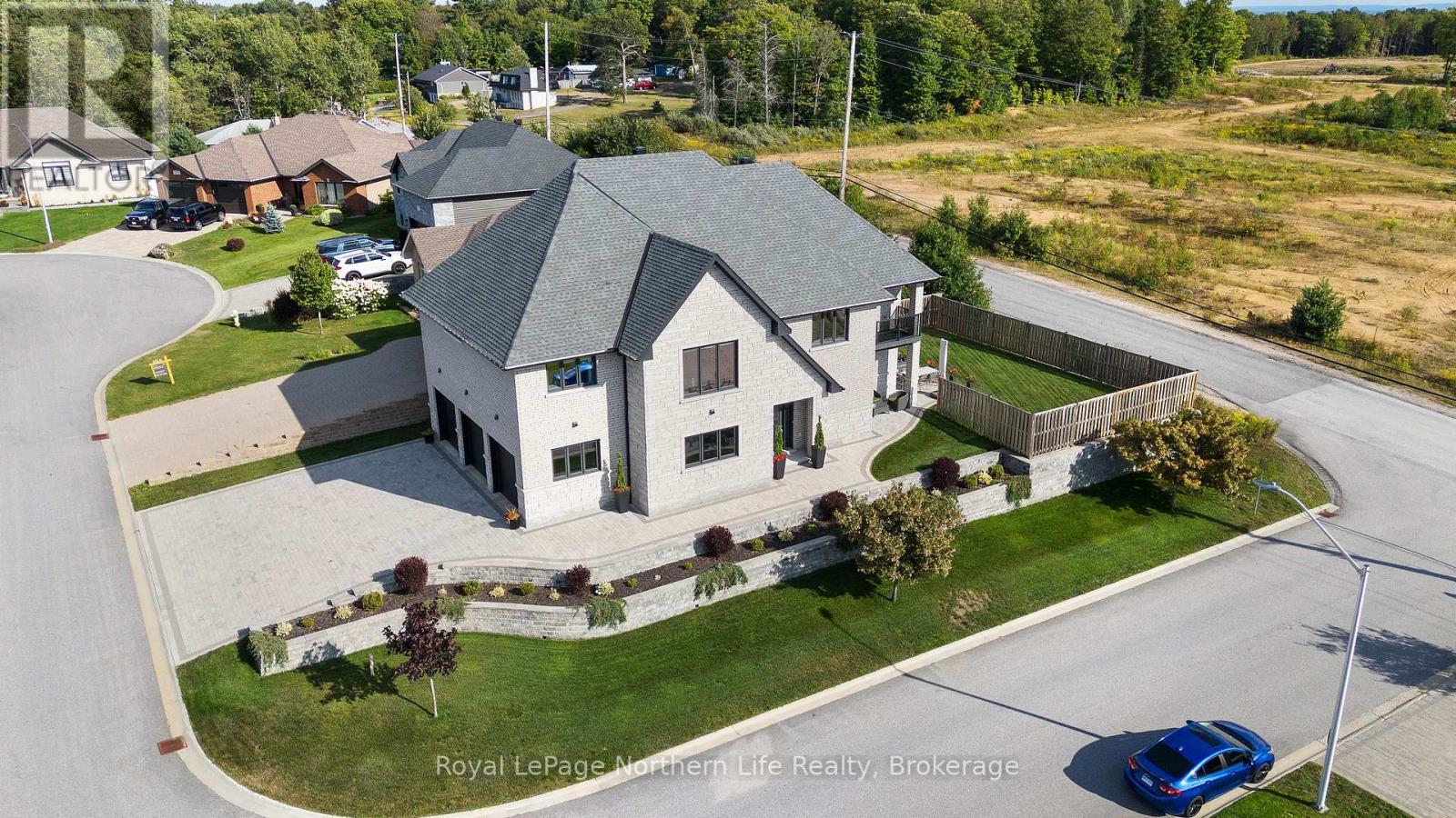 












5 ZEPHYR HEIGHTS

,
North Bay (Airport),




Ontario
P1B8G2

