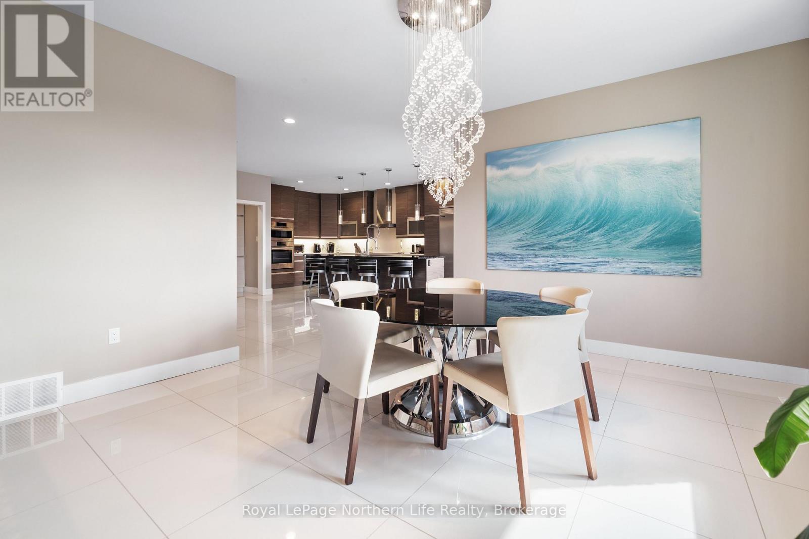 












5 ZEPHYR HEIGHTS

,
North Bay (Airport),




Ontario
P1B8G2

