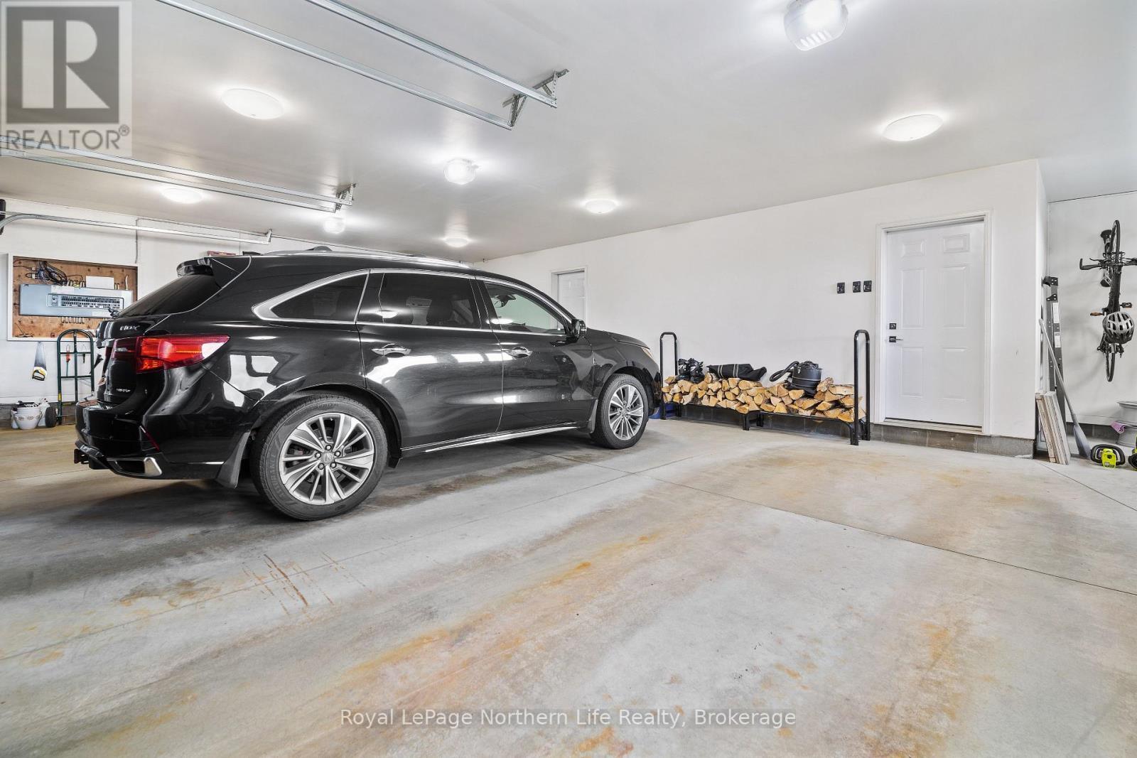 












5 ZEPHYR HEIGHTS

,
North Bay (Airport),




Ontario
P1B8G2

