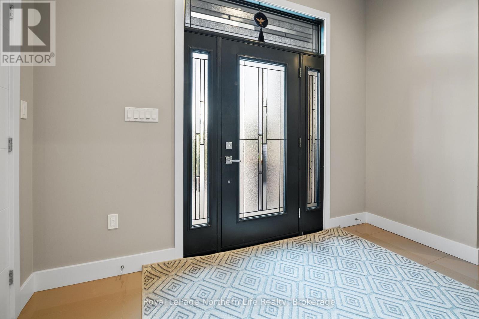 












5 ZEPHYR HEIGHTS

,
North Bay (Airport),




Ontario
P1B8G2

