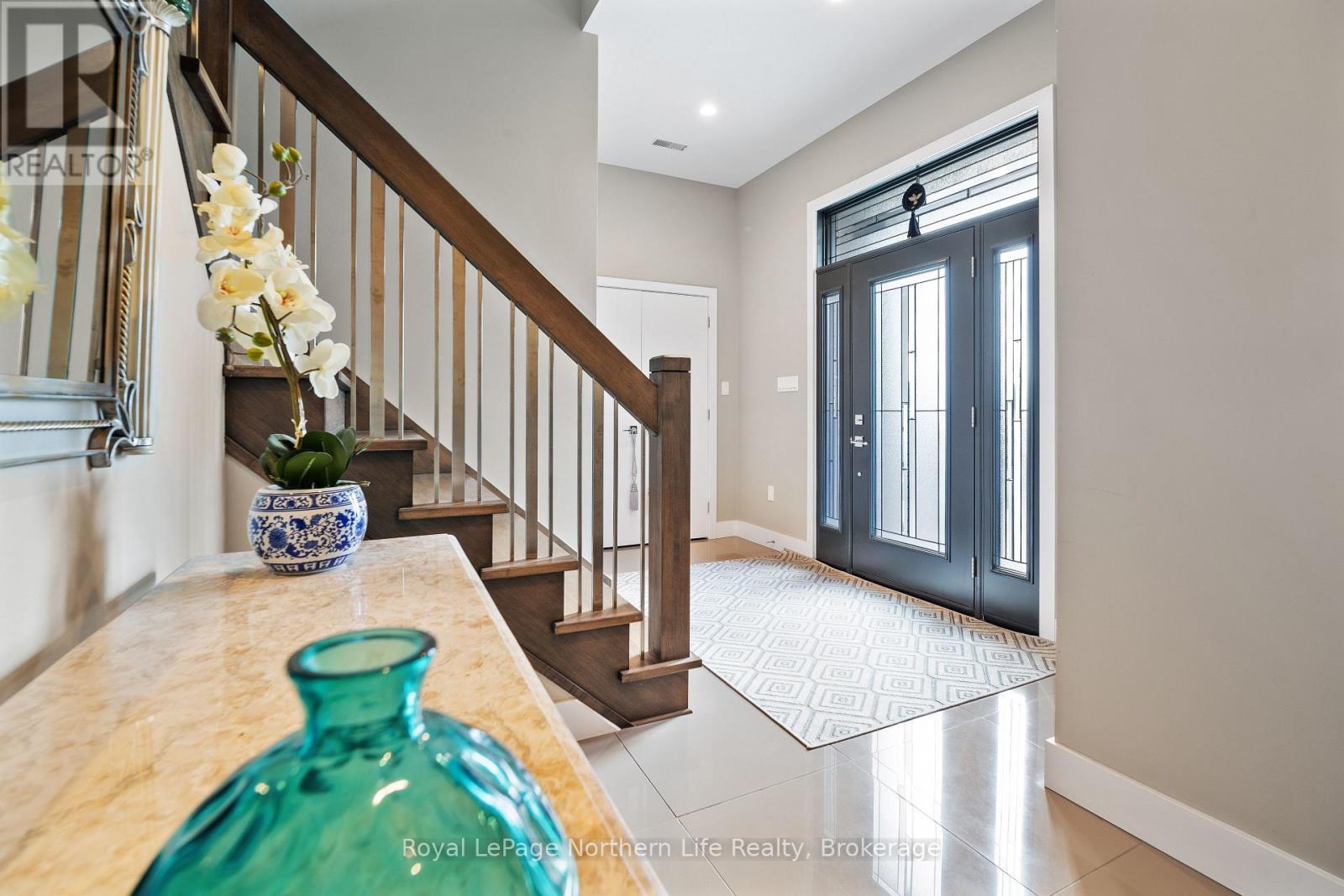 












5 ZEPHYR HEIGHTS

,
North Bay (Airport),




Ontario
P1B8G2

