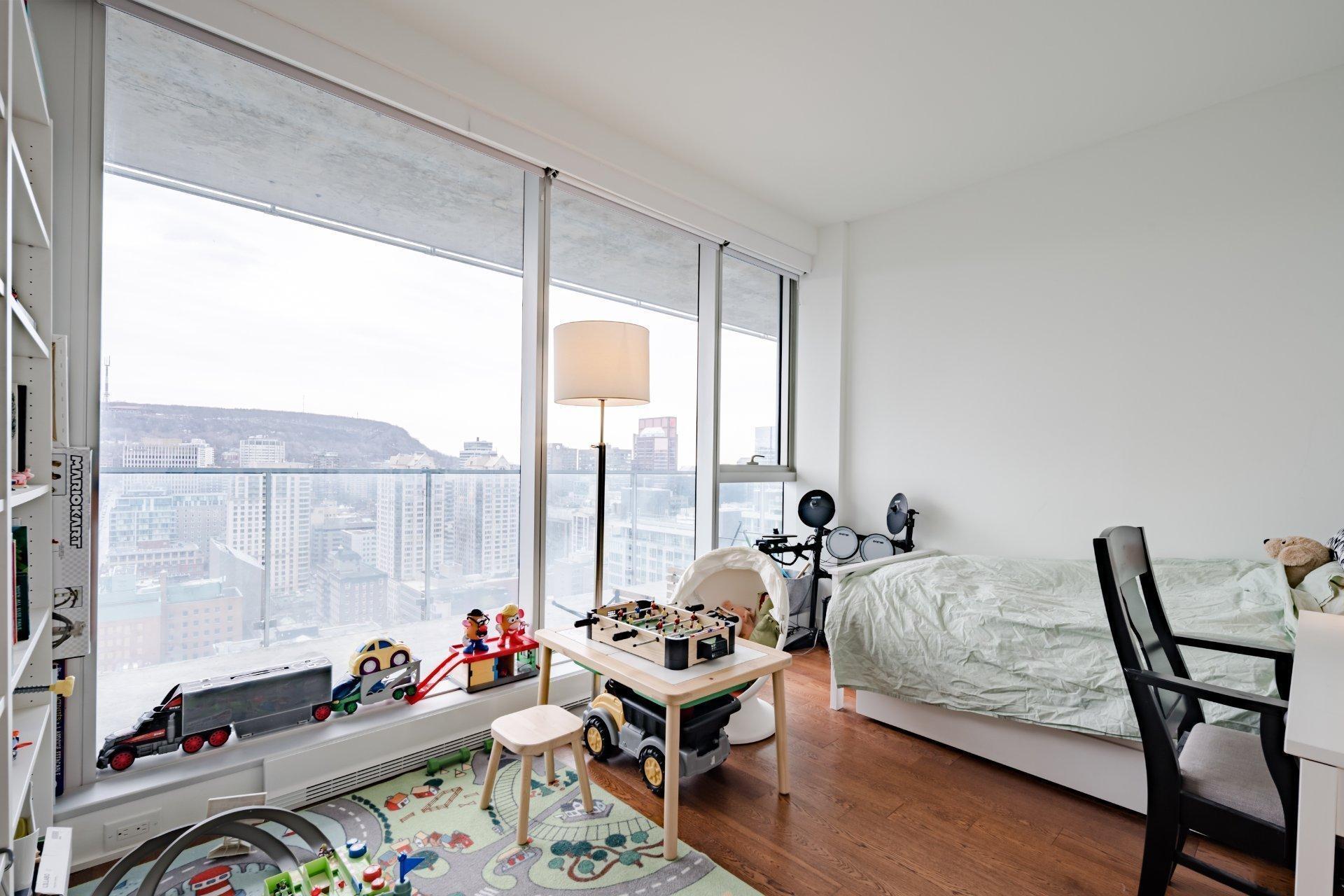 









1155


Rue de la Montagne

, 2501,
Montréal (Ville-Marie),




QC
H3G0C7

