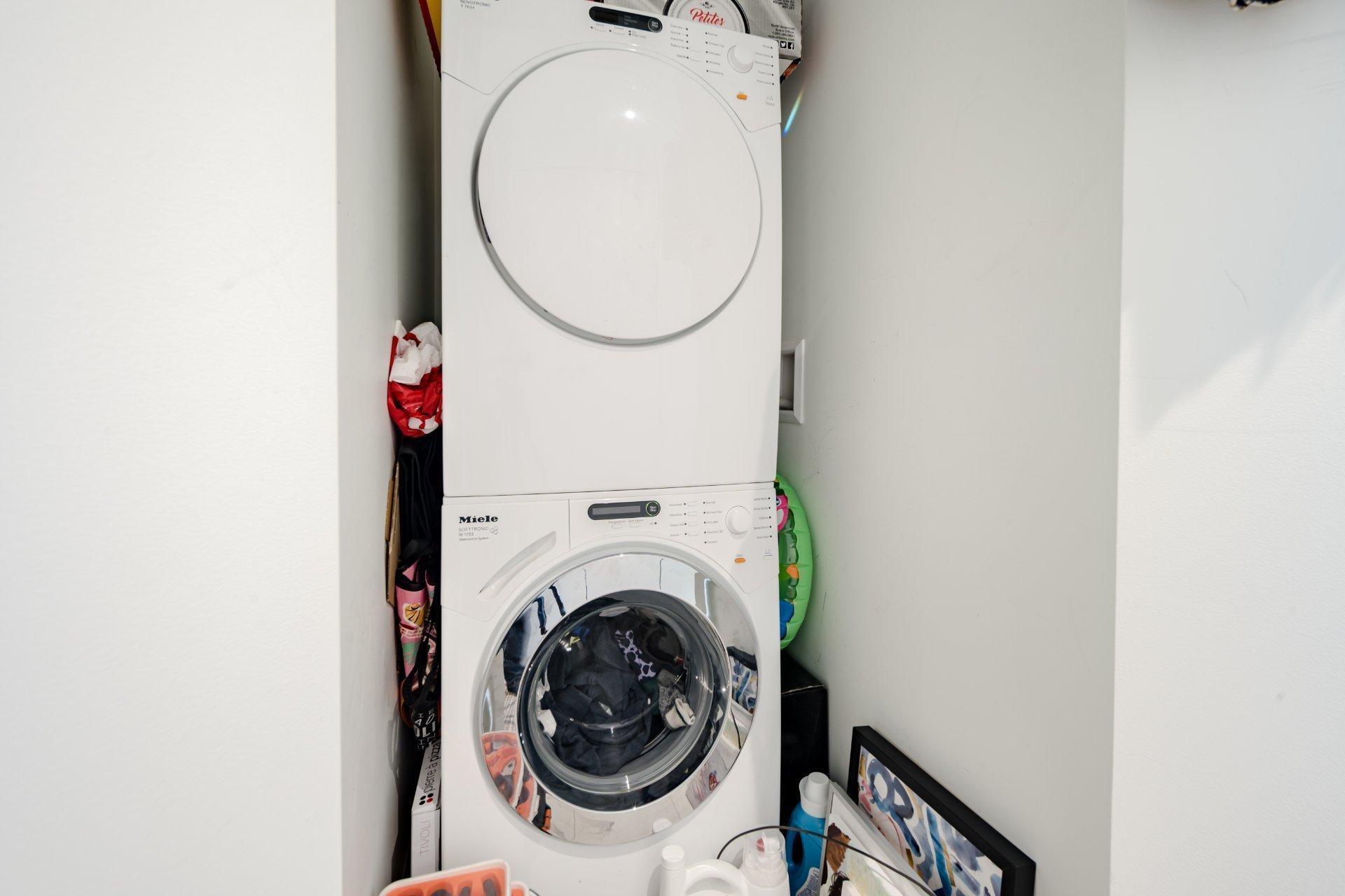 









1155


Rue de la Montagne

, 2501,
Montréal (Ville-Marie),




QC
H3G0C7

