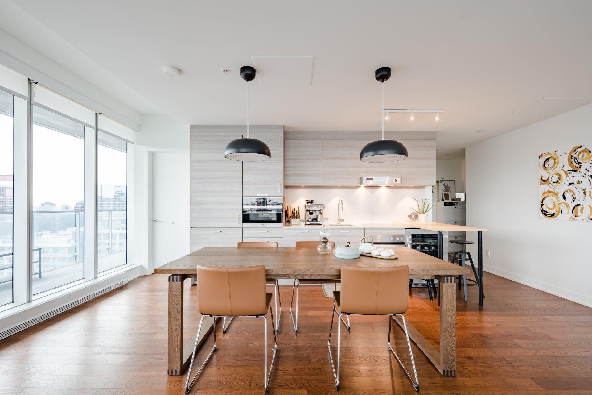 









1155


Rue de la Montagne

, 2501,
Montréal (Ville-Marie),




QC
H3G0C7

