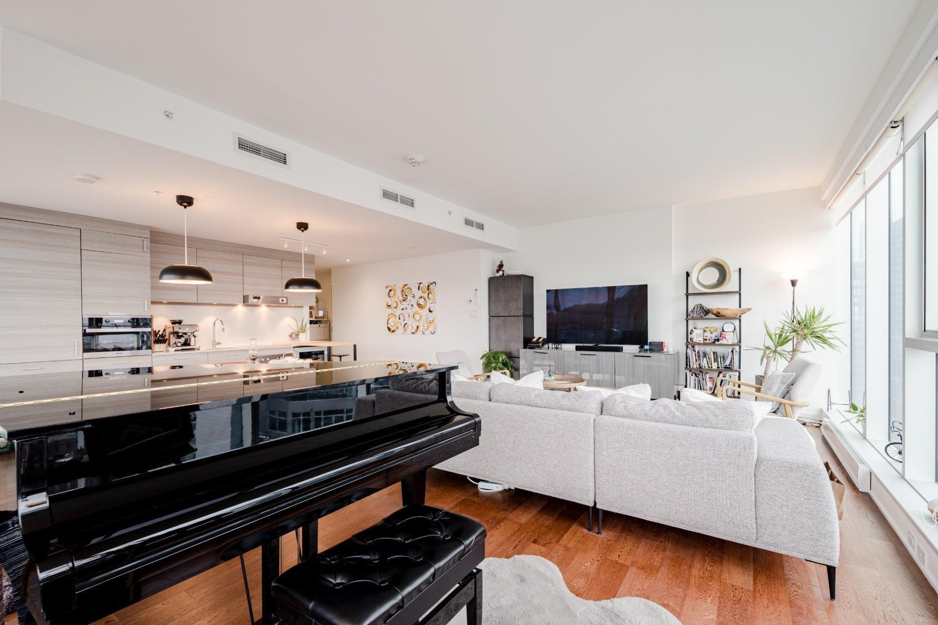 









1155


Rue de la Montagne

, 2501,
Montréal (Ville-Marie),




QC
H3G0C7

