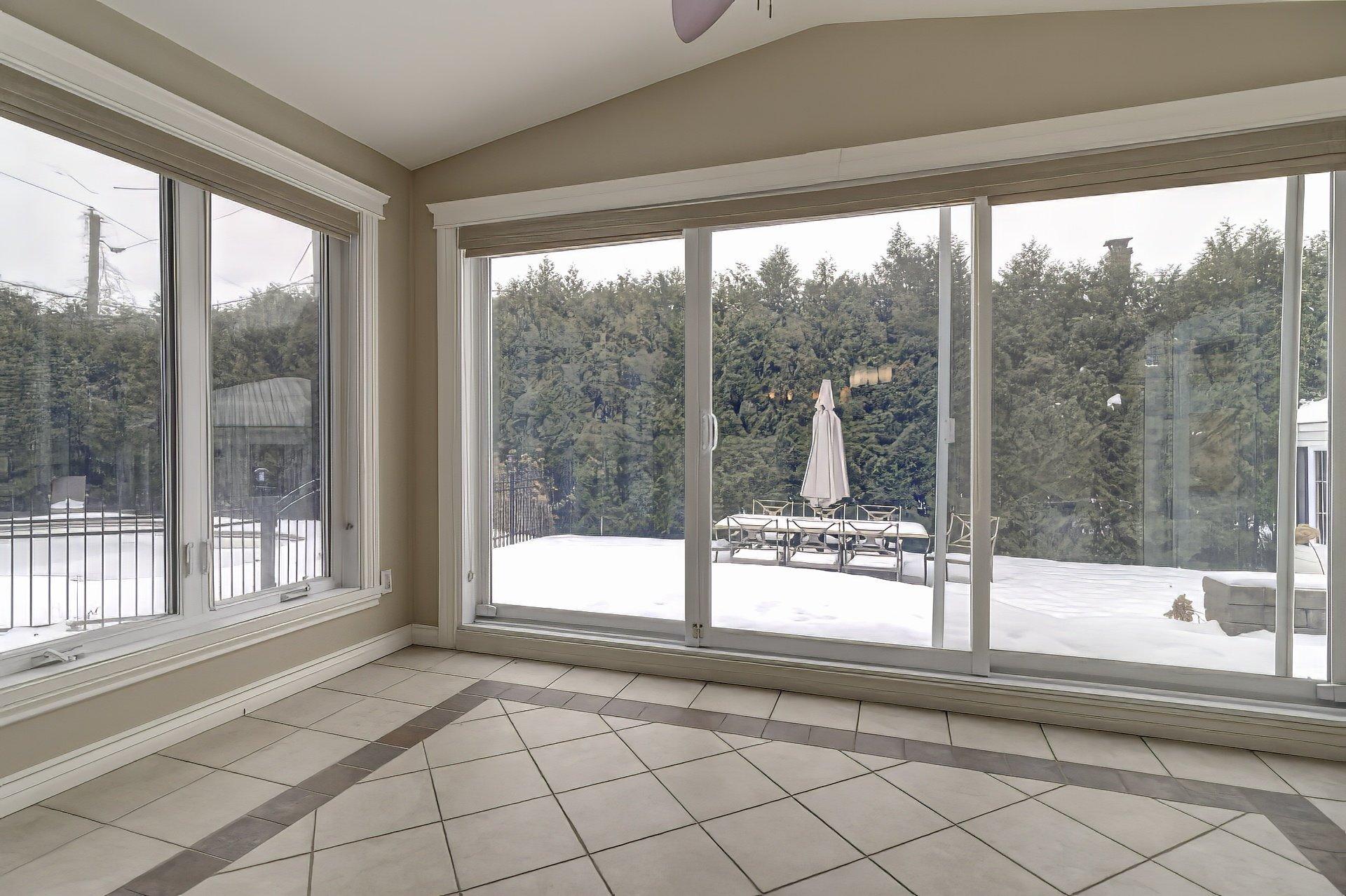 









8170


Rue Santiago

,
Brossard,




QC
J4X1T6

