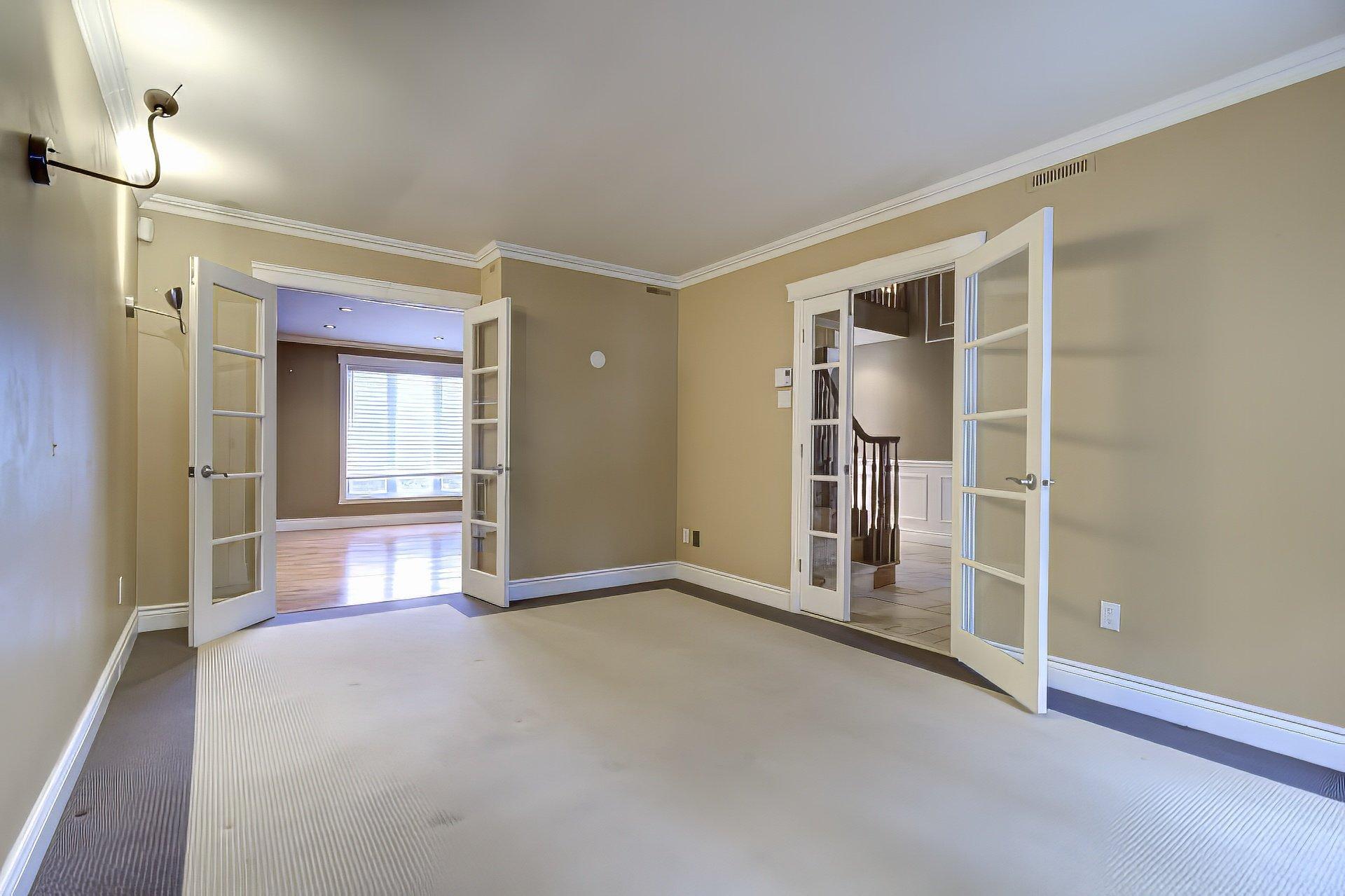 









8170


Rue Santiago

,
Brossard,




QC
J4X1T6

