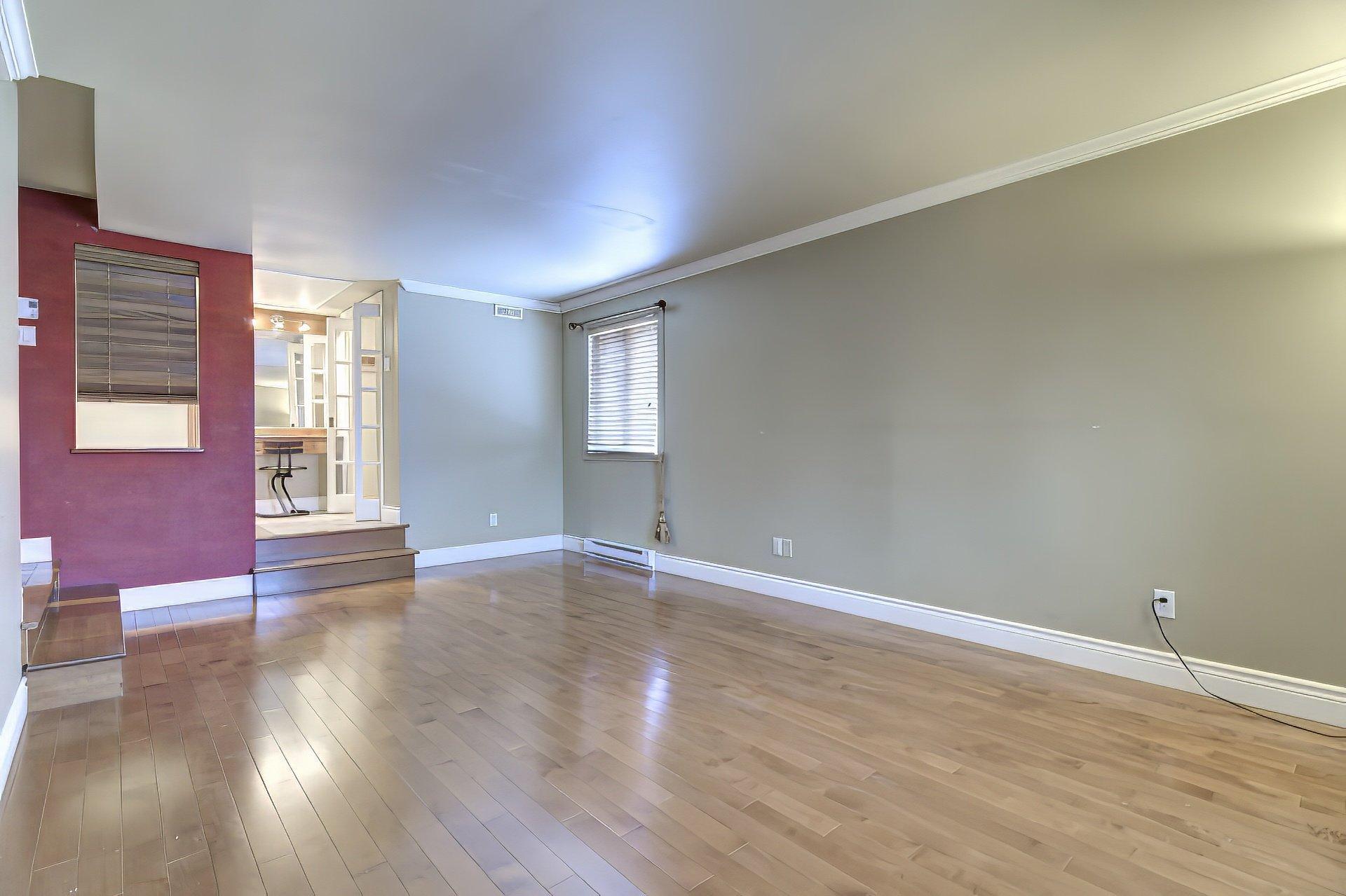 









8170


Rue Santiago

,
Brossard,




QC
J4X1T6

