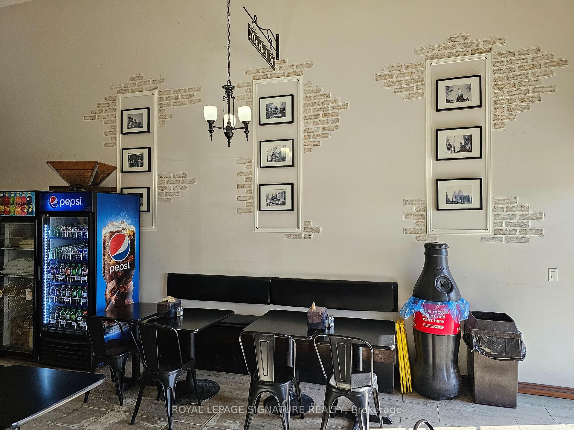 









281


Broadway

N/A,
Orangeville,




ON
L9W 1L2

