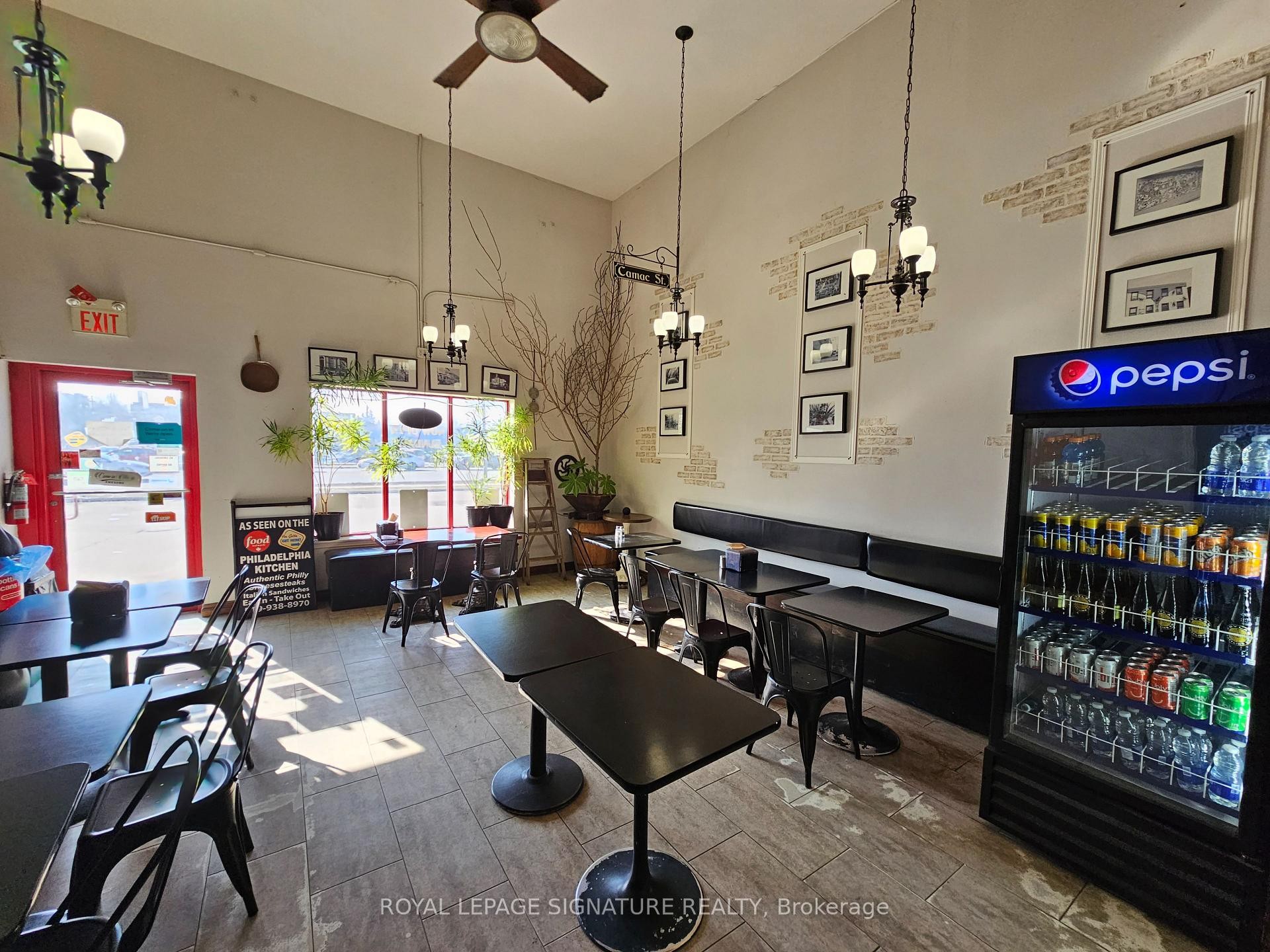 









281


Broadway

N/A,
Orangeville,




ON
L9W 1L2

