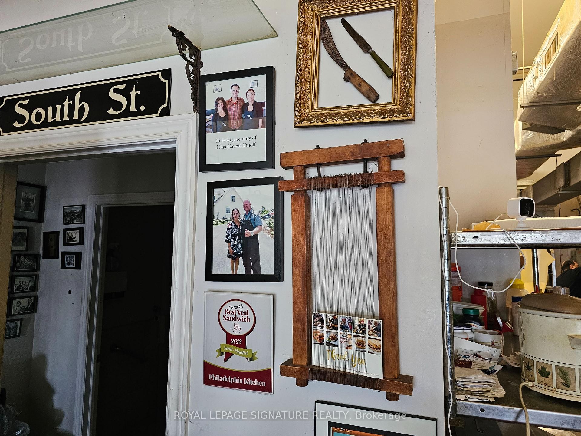 









281


Broadway

N/A,
Orangeville,




ON
L9W 1L2

