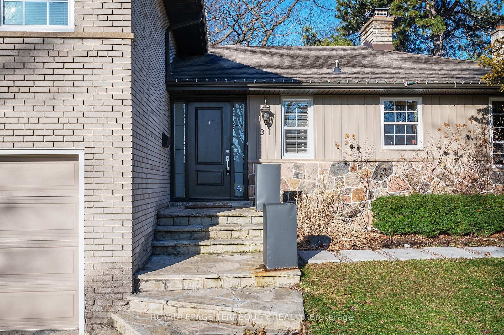 









31


Rivercove

Drive,
Toronto,




ON
M9B 4Y8

