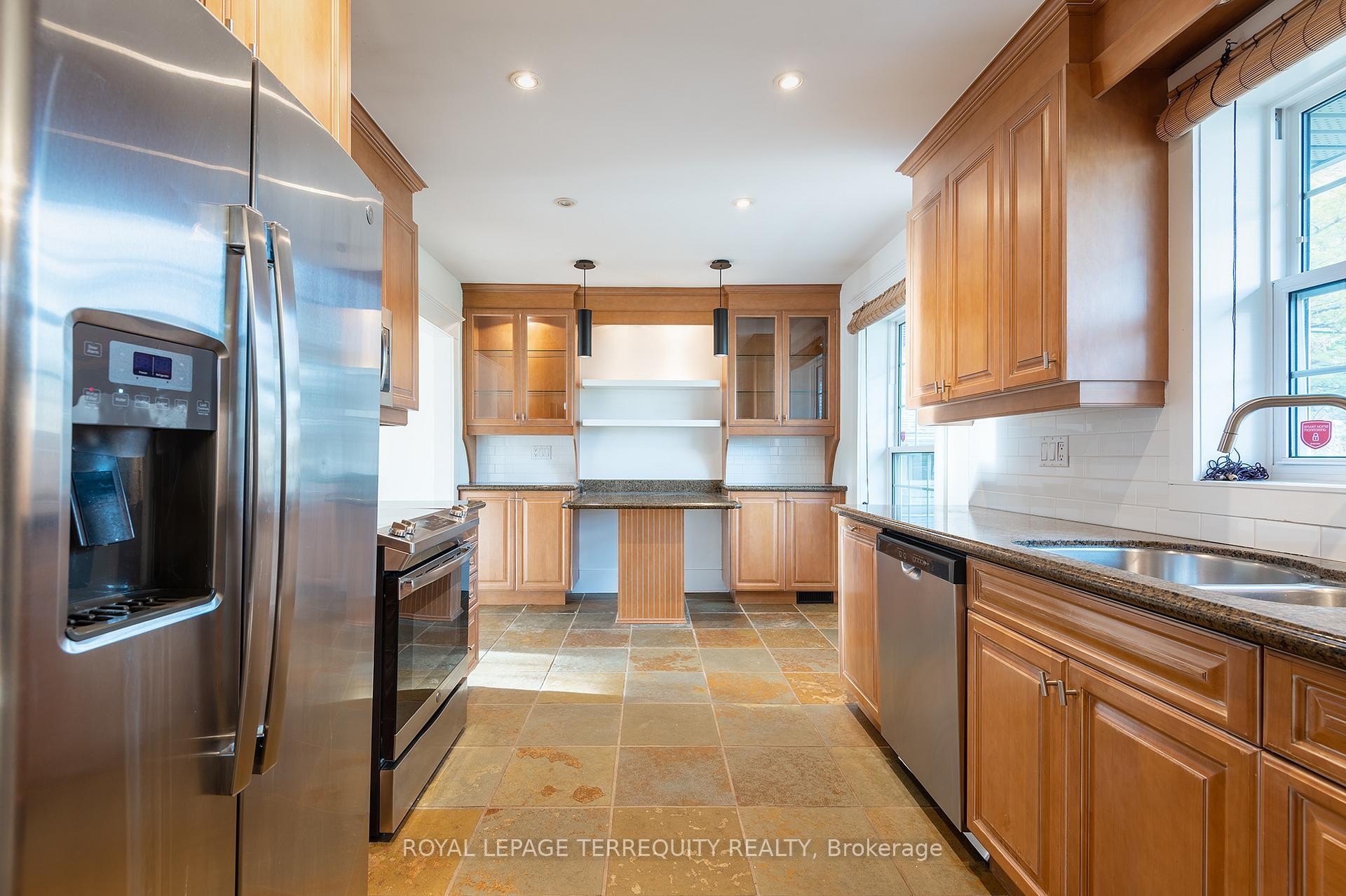 









31


Rivercove

Drive,
Toronto,




ON
M9B 4Y8

