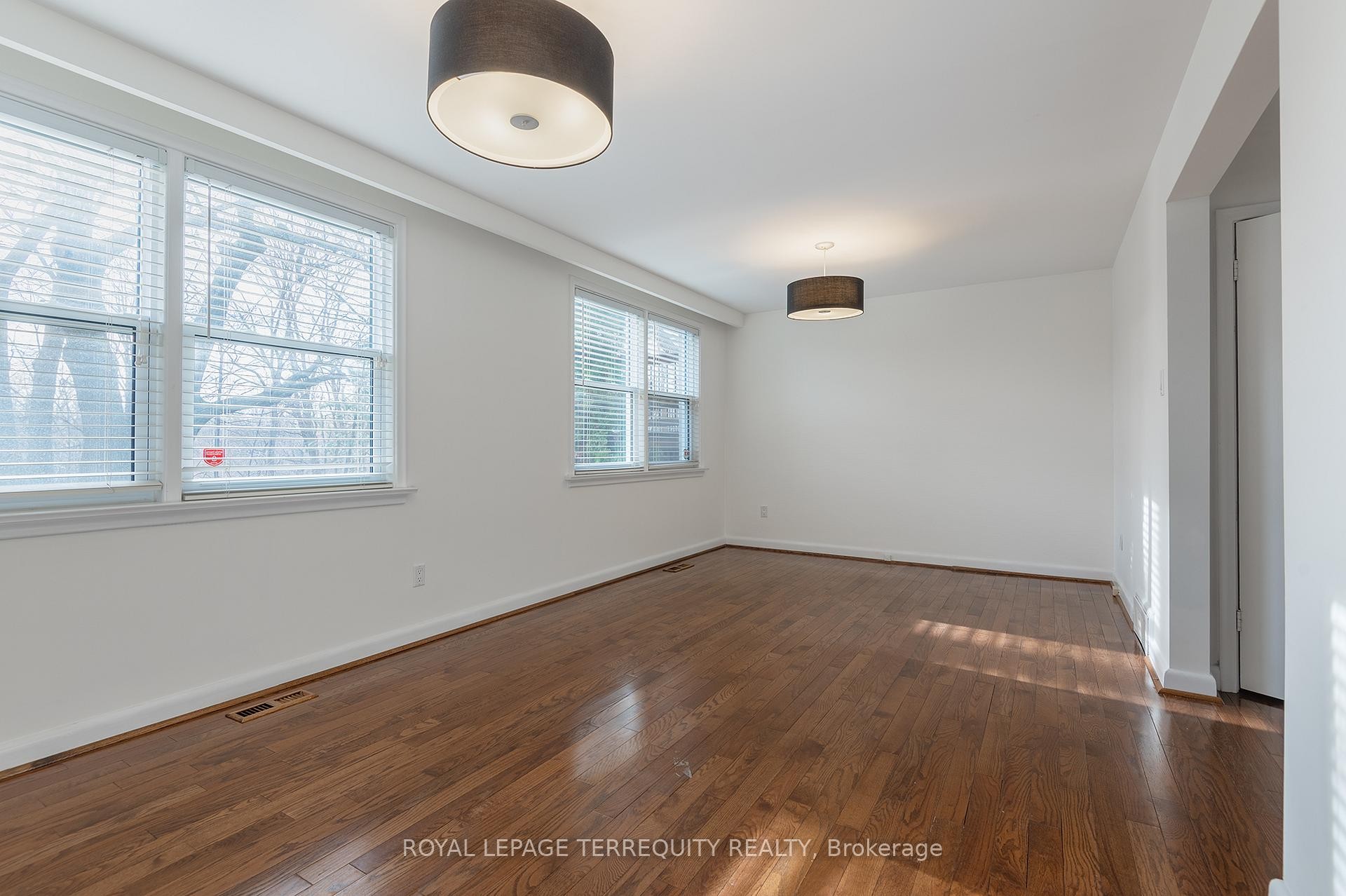 









31


Rivercove

Drive,
Toronto,




ON
M9B 4Y8

