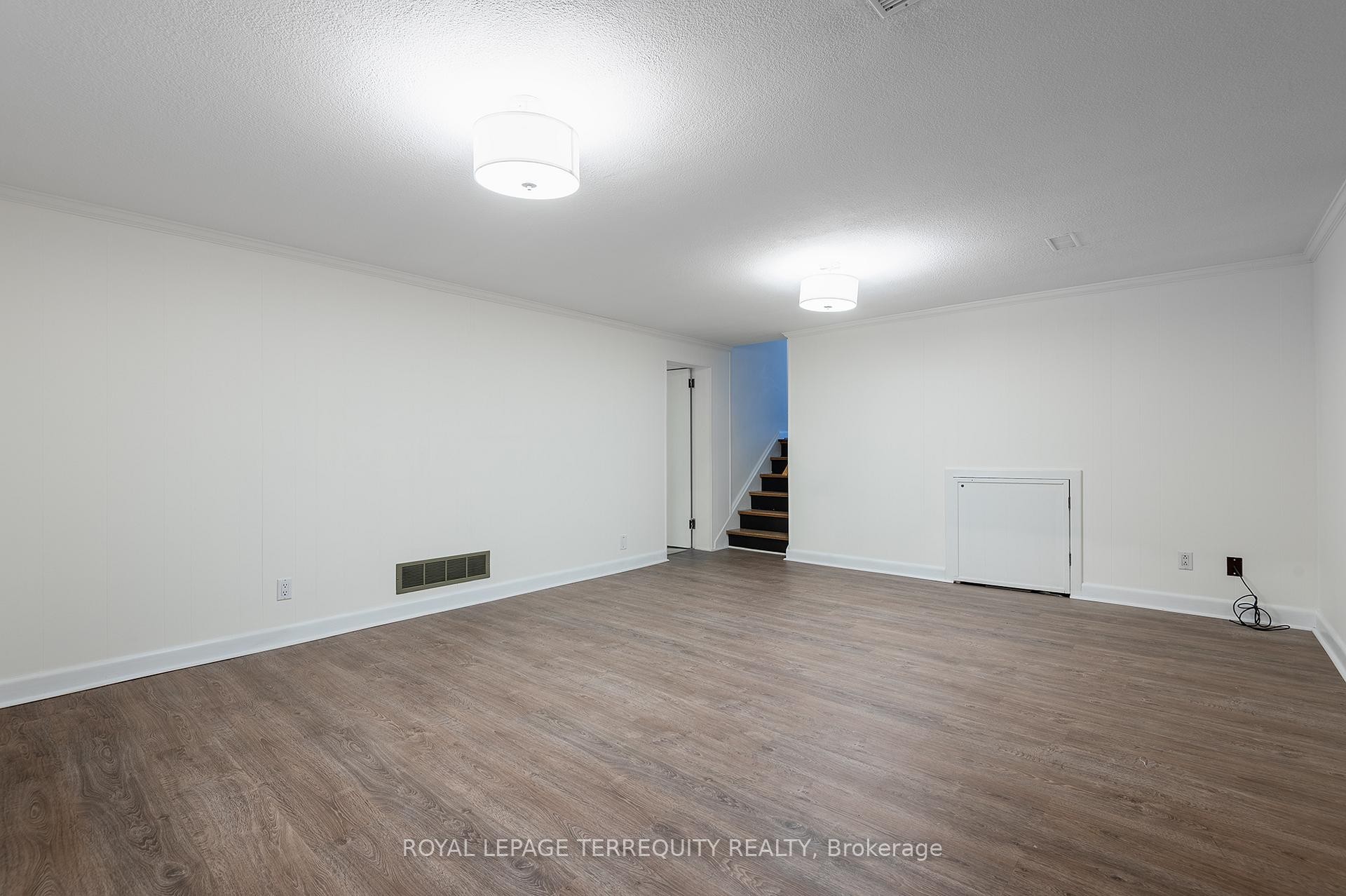 









31


Rivercove

Drive,
Toronto,




ON
M9B 4Y8

