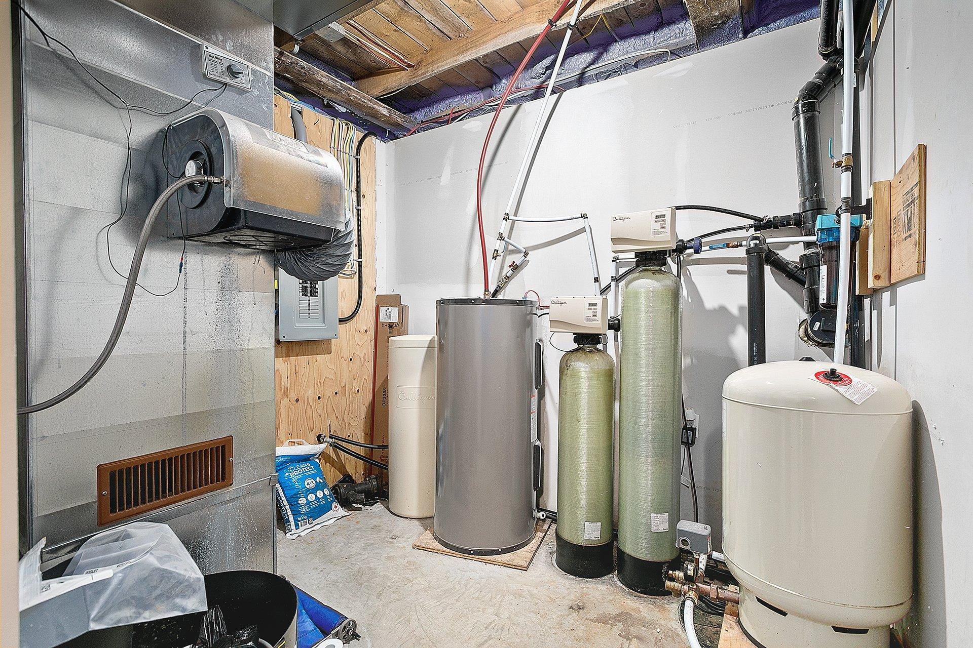 









30


Ch. du Lac-de-la-Ferme

,
Otter Lake,




QC
J0X2P0

