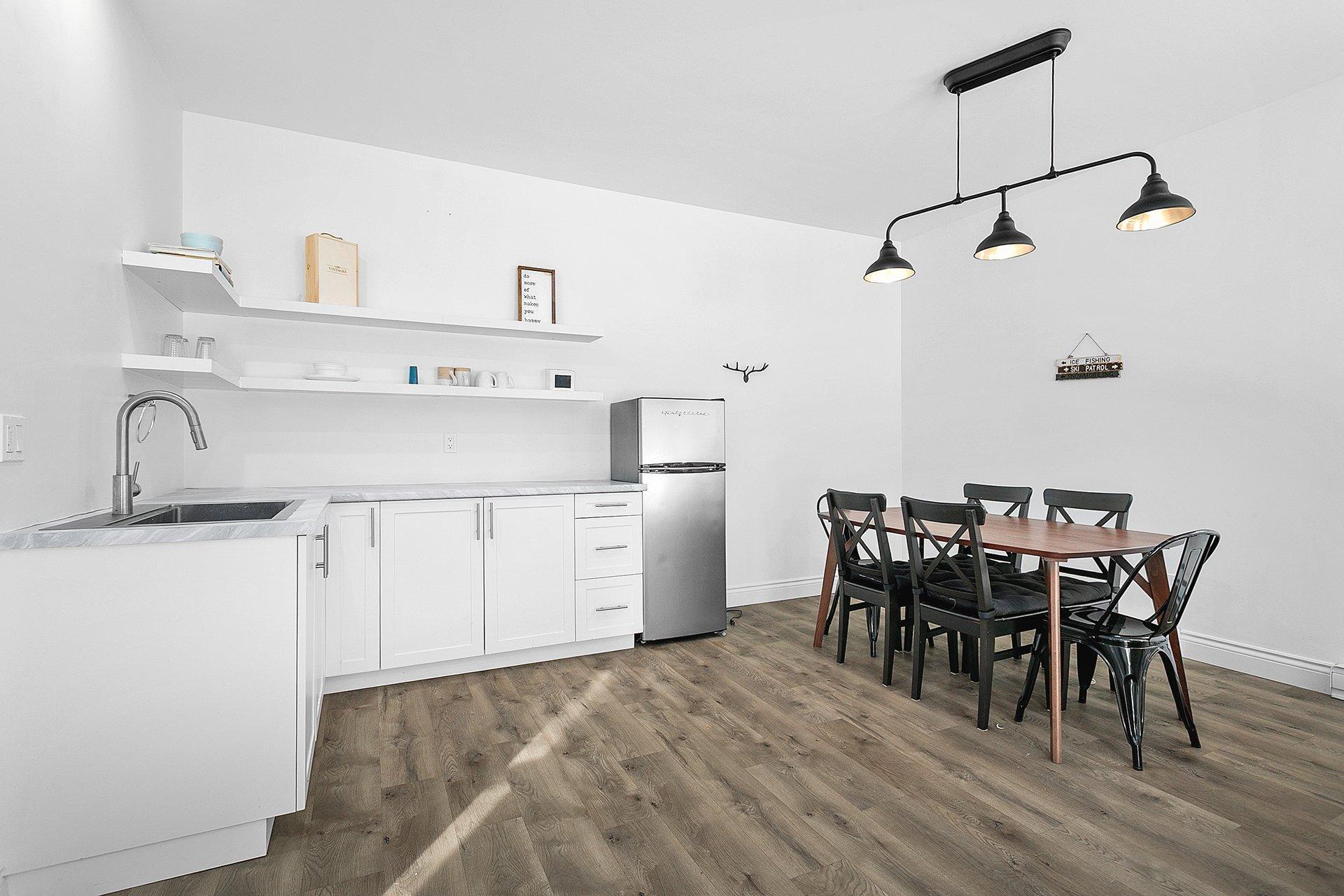 









30


Ch. du Lac-de-la-Ferme

,
Otter Lake,




QC
J0X2P0

