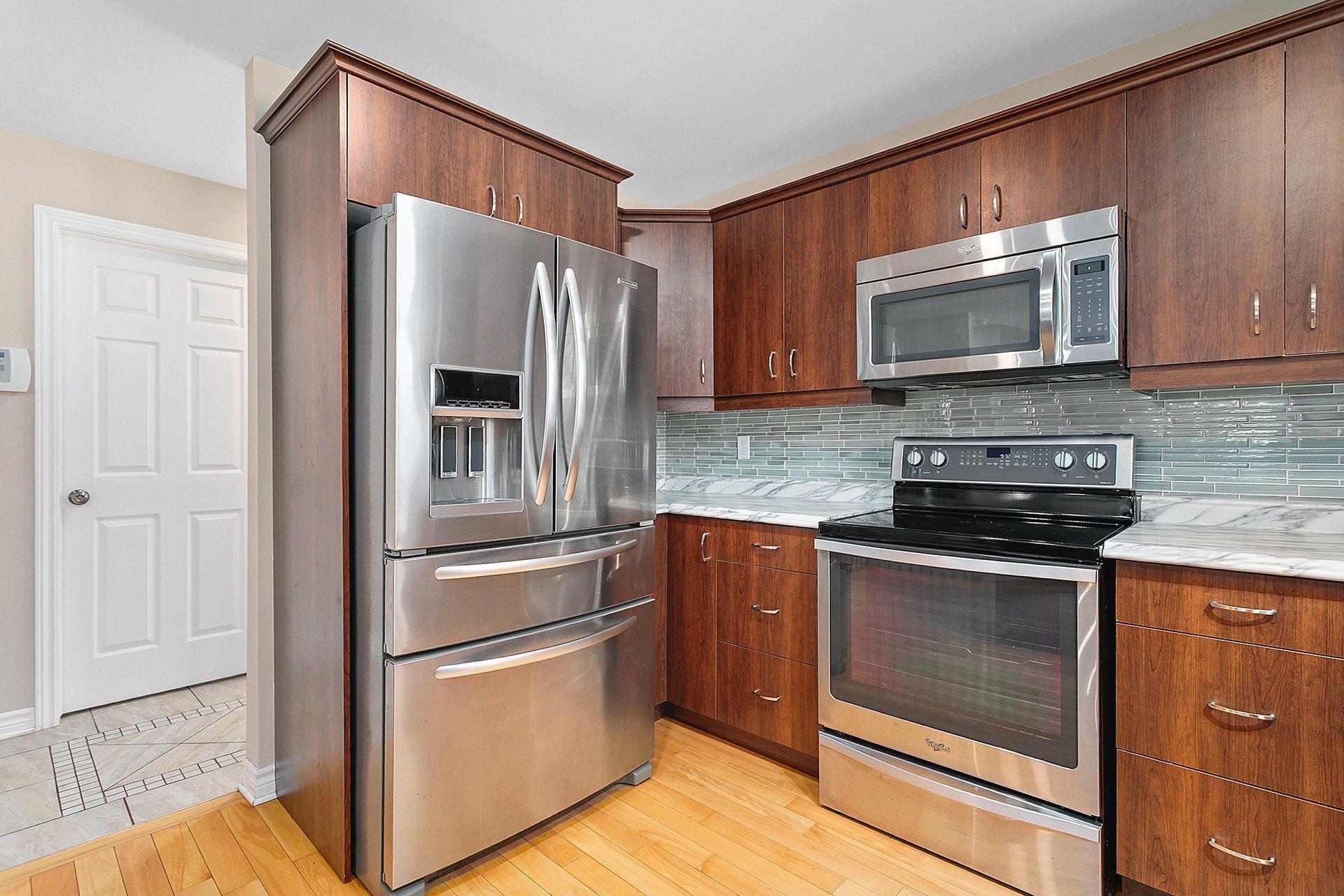 









30


Ch. du Lac-de-la-Ferme

,
Otter Lake,




QC
J0X2P0

