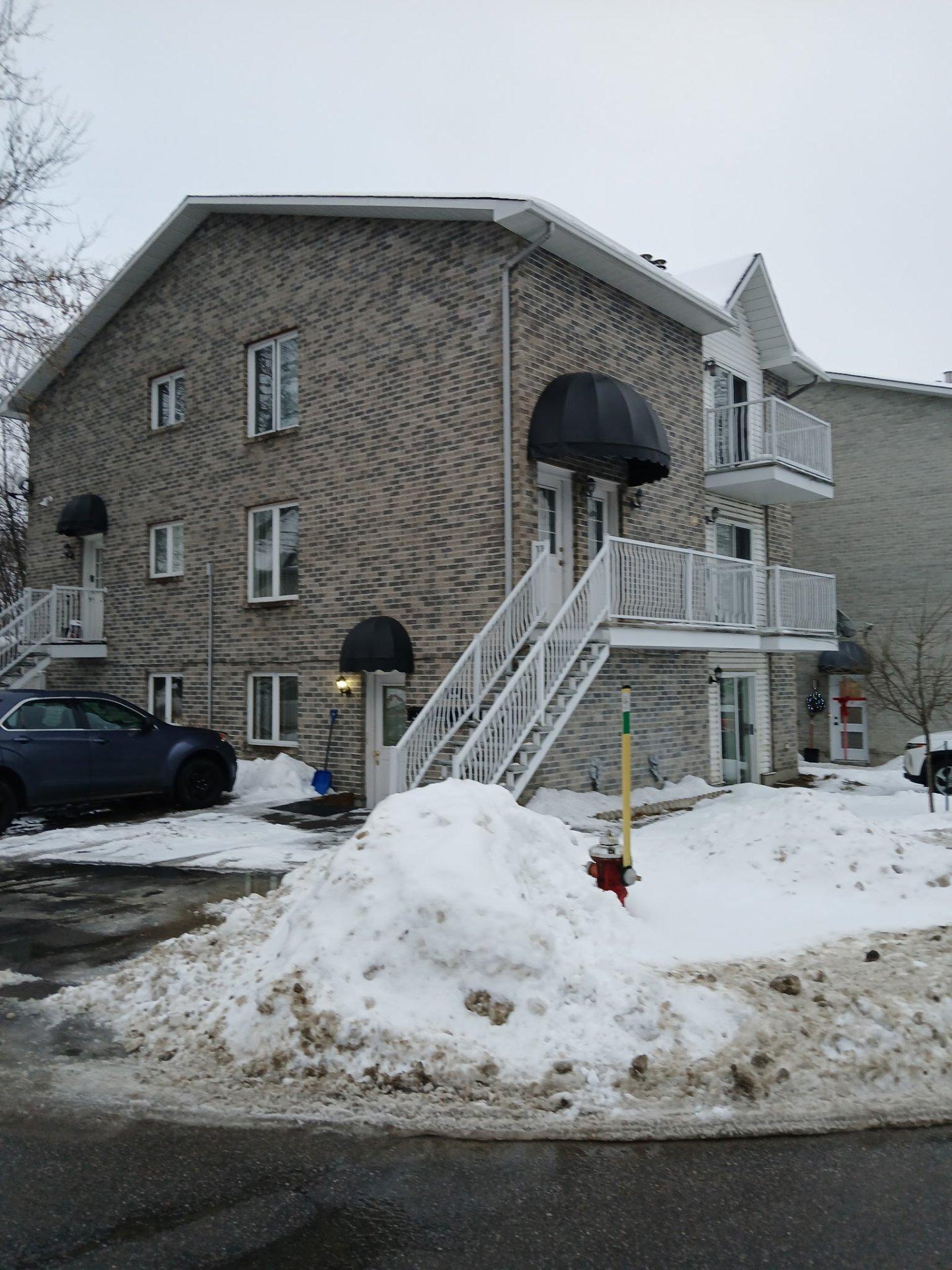 









14


Rue Mitchell

,
Gatineau (Gatineau),




QC
J8P2A5

