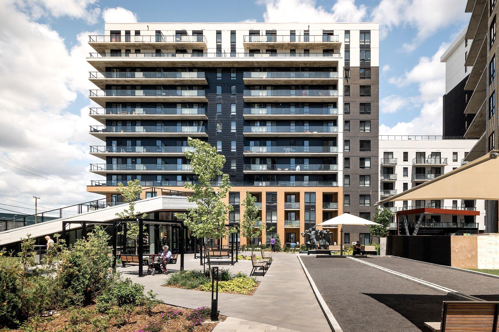 









7227


Boul. Newman

, 421,
Montréal (LaSalle),




QC
H8N0H7

