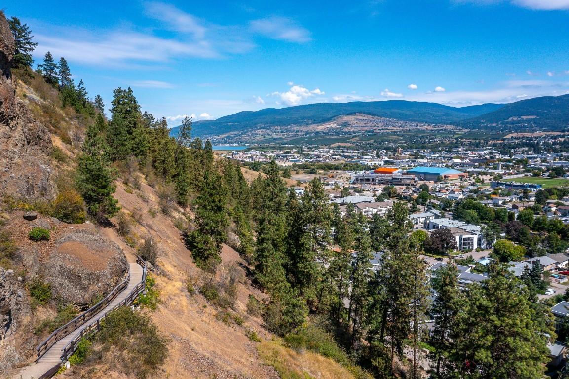 









3800


40

Avenue, 49,
Vernon,




BC
V1T 6S3

