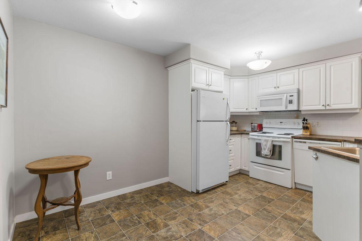 









515


Houghton

Road, 311,
Kelowna,




BC
V7X 7P9

