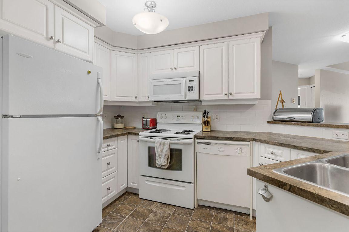 









515


Houghton

Road, 311,
Kelowna,




BC
V7X 7P9

