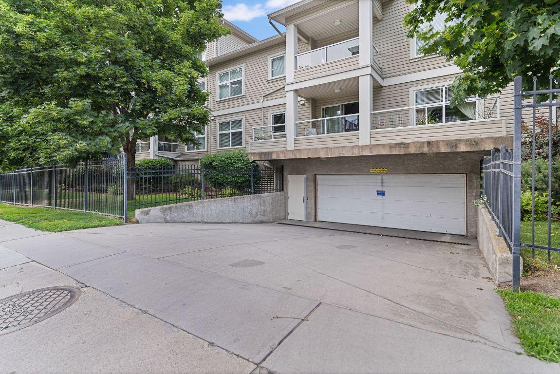 









515


Houghton

Road, 311,
Kelowna,




BC
V7X 7P9

