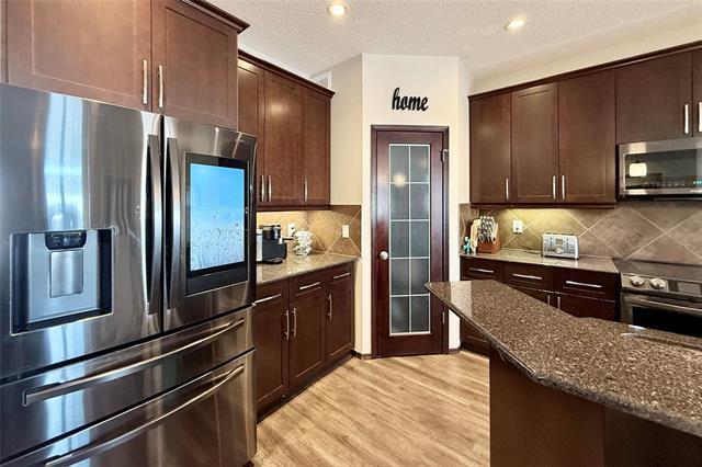 









14


Tanglewood

DR,
La Salle,




MB
R0G 0A1

