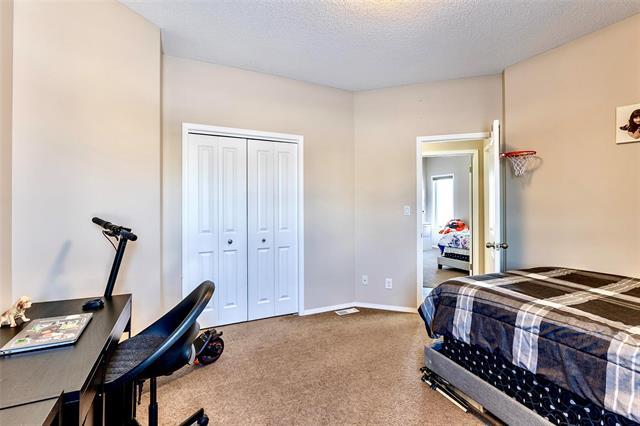 









14


Tanglewood

DR,
La Salle,




MB
R0G 0A1

