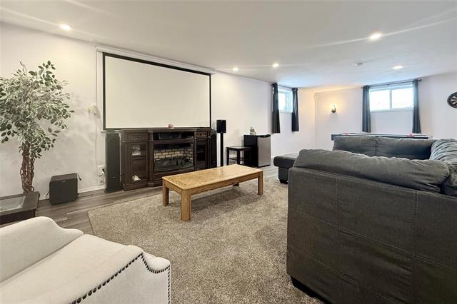 









14


Tanglewood

DR,
La Salle,




MB
R0G 0A1

