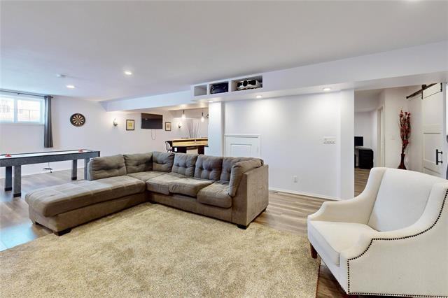 









14


Tanglewood

DR,
La Salle,




MB
R0G 0A1

