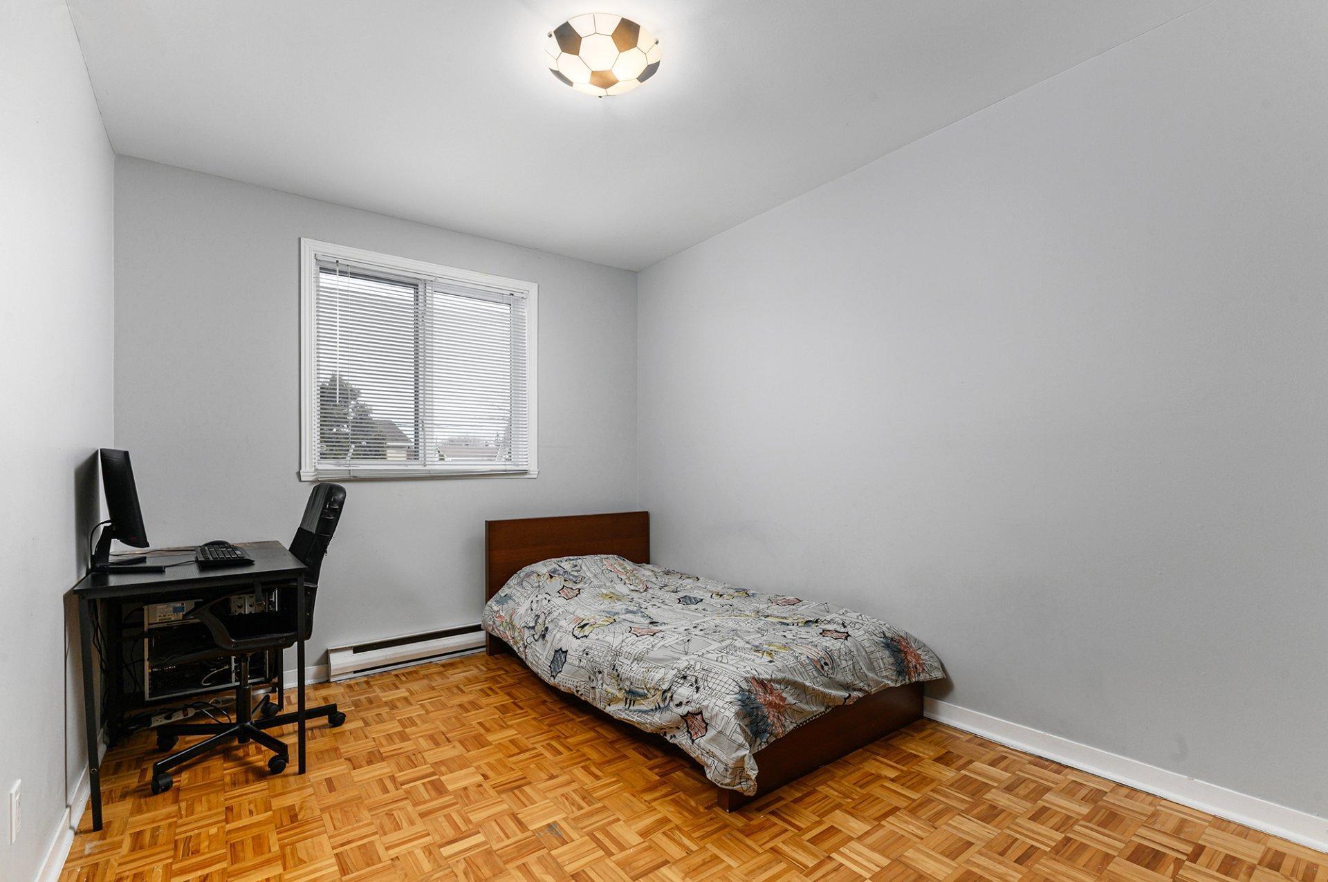 









4020


Crois. Oscar

,
Brossard,




QC
J4Y2J8

