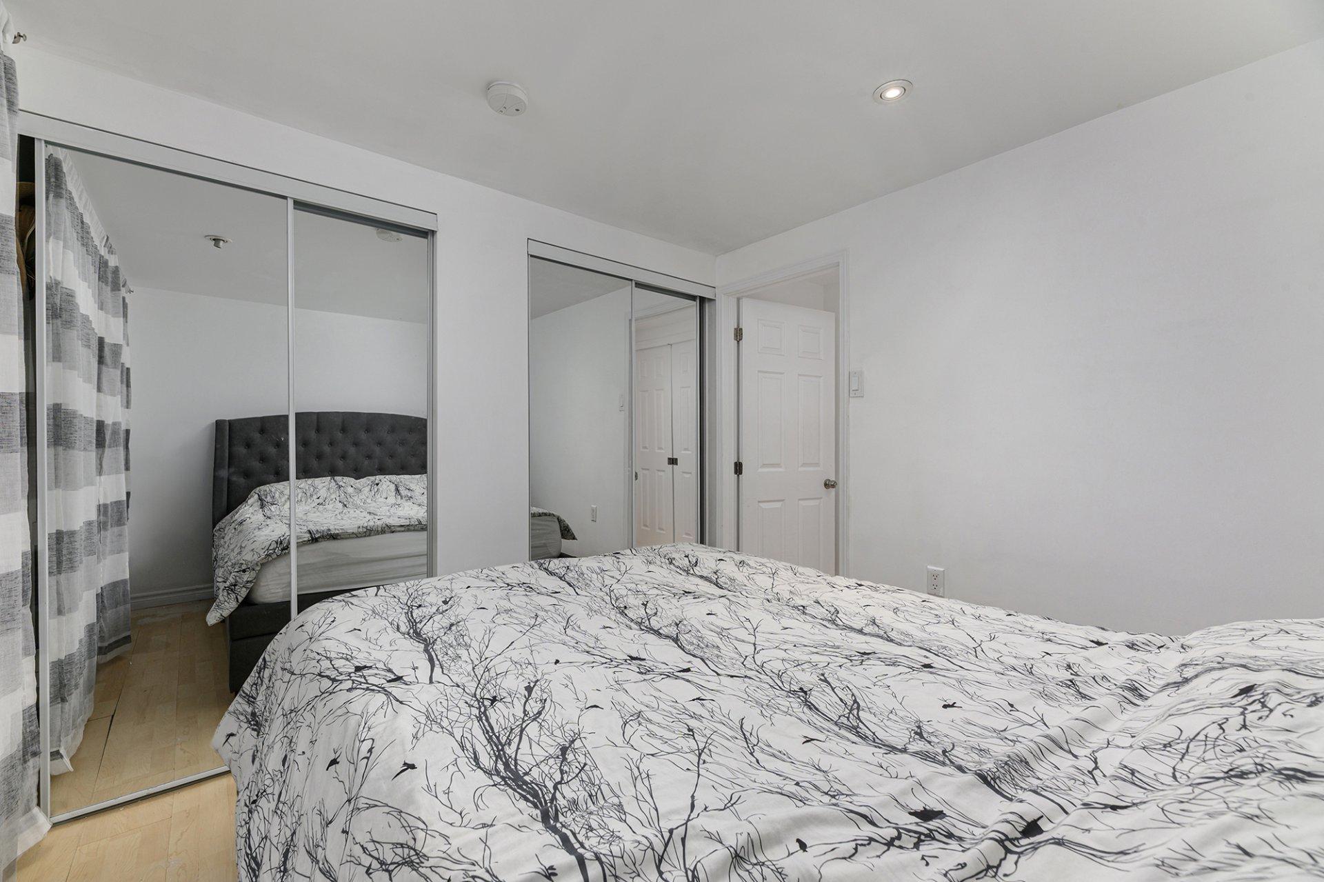 









4020


Crois. Oscar

,
Brossard,




QC
J4Y2J8

