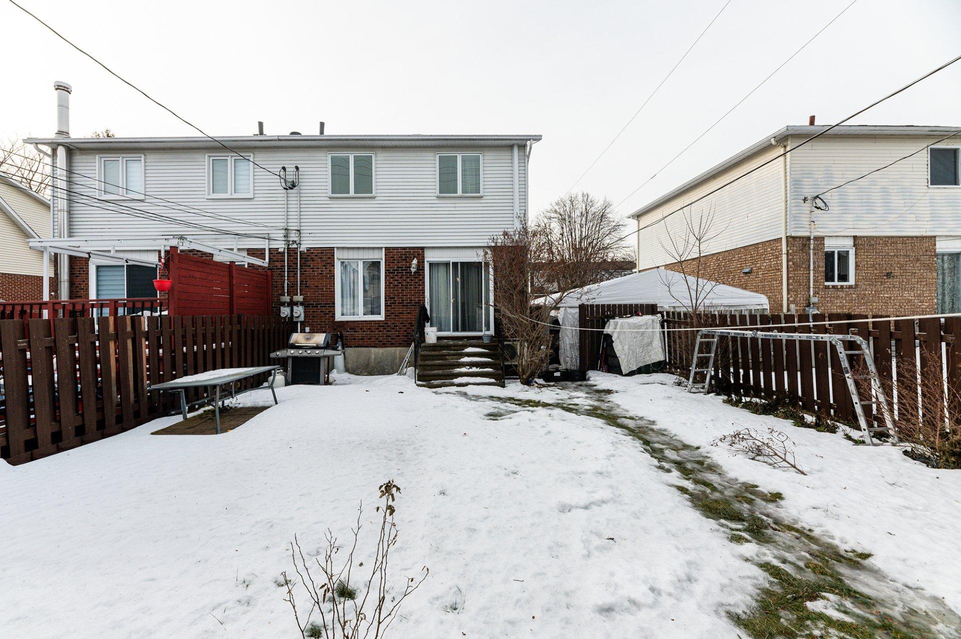 









4020


Crois. Oscar

,
Brossard,




QC
J4Y2J8

