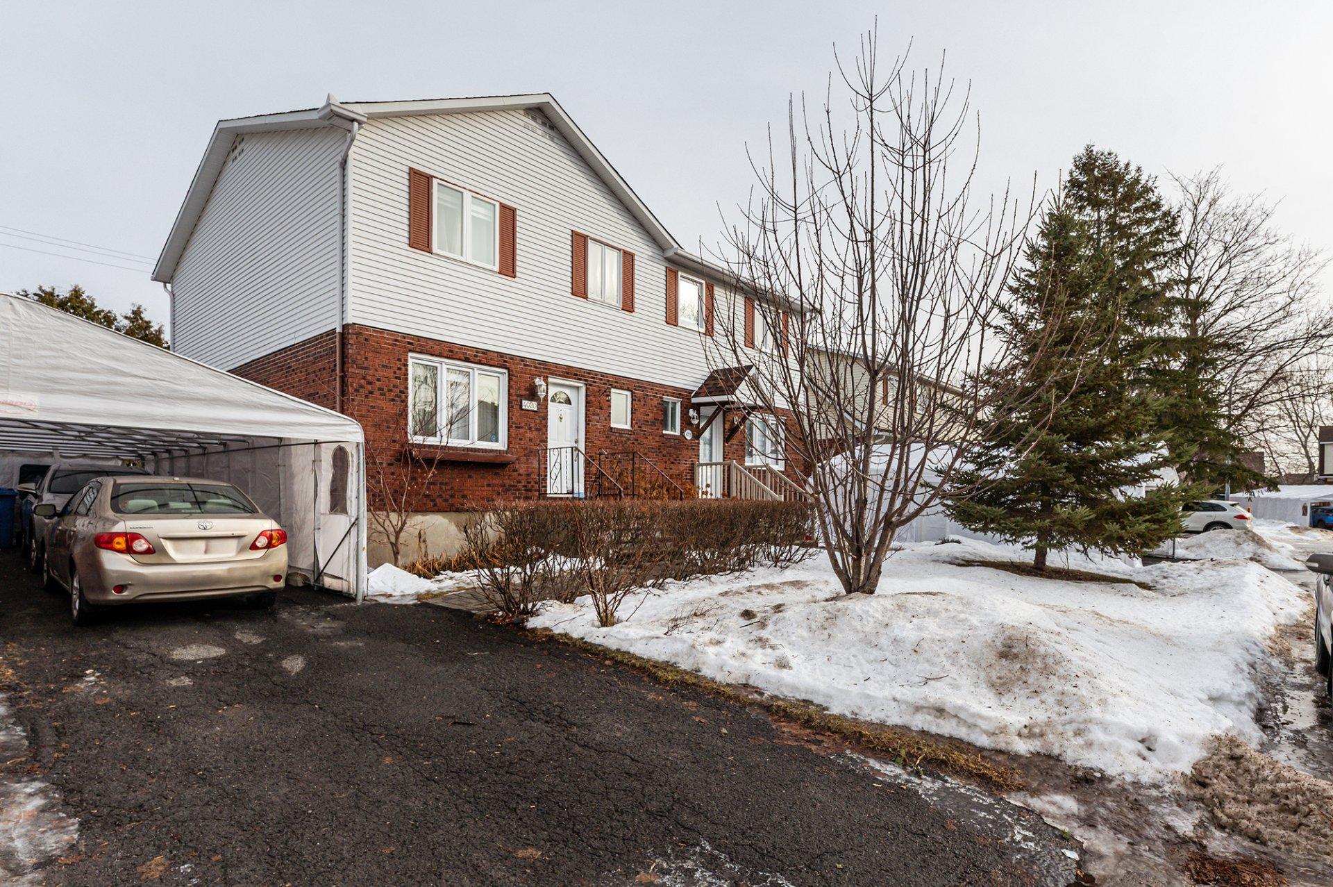 









4020


Crois. Oscar

,
Brossard,




QC
J4Y2J8

