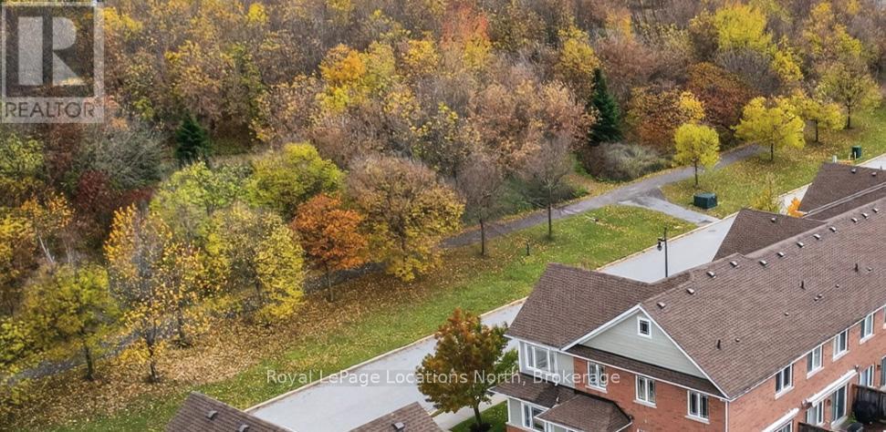 












31 NORTH MAPLE STREET

,
Collingwood,




Ontario
L9Y0J8

