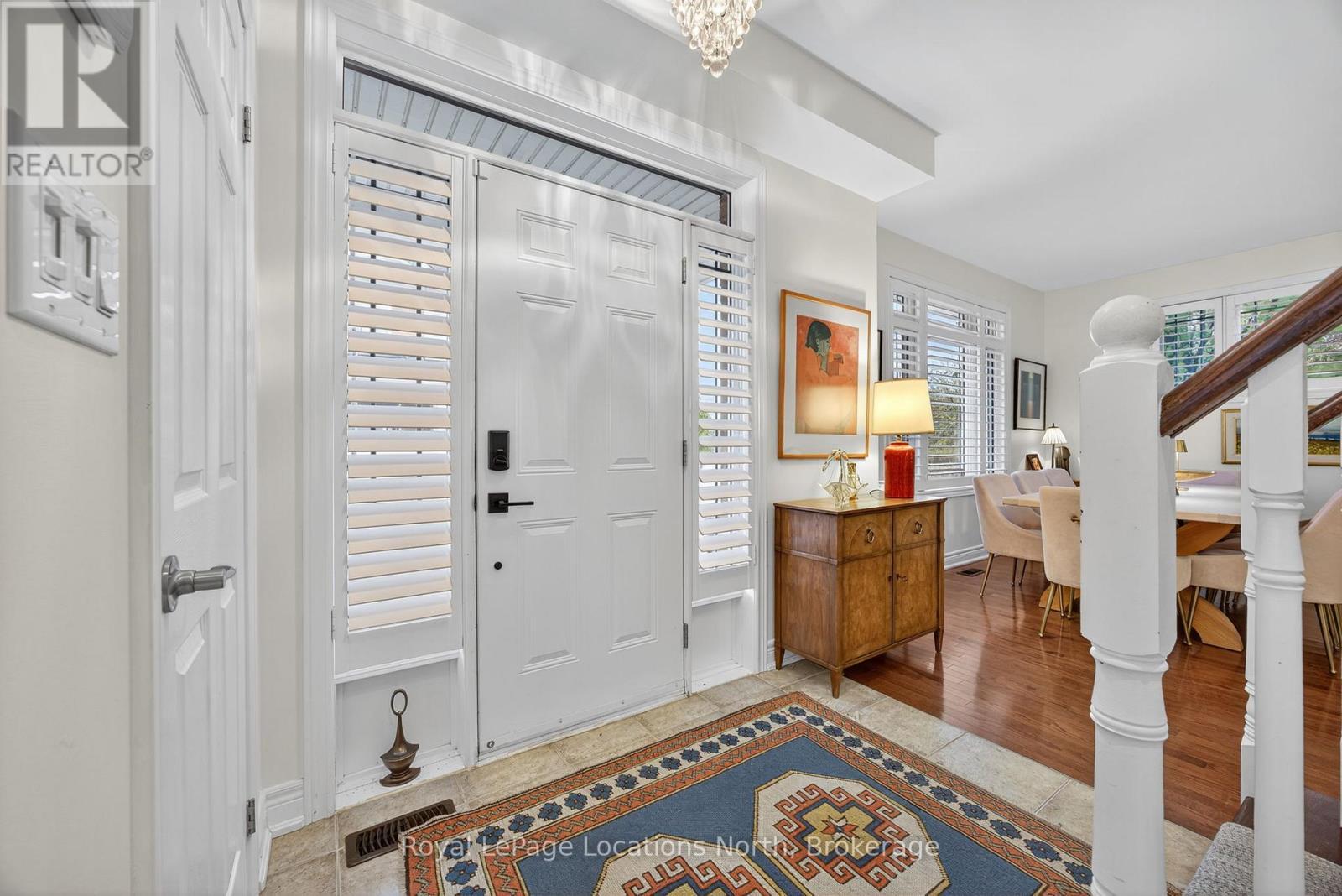 












31 NORTH MAPLE STREET

,
Collingwood,




Ontario
L9Y0J8

