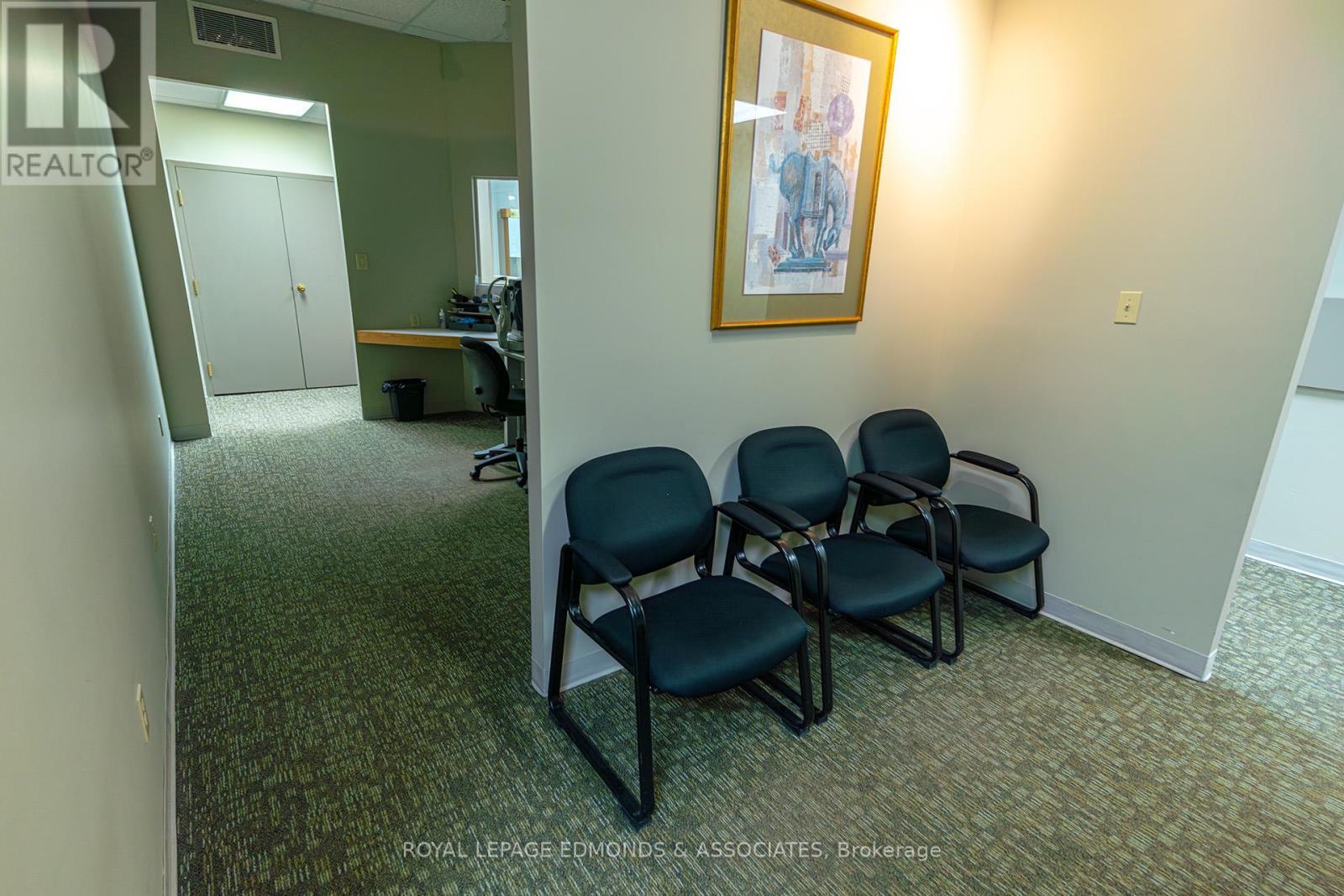 












100 VICTORIA STREET

,
Pembroke,




Ontario
K8A8E1

