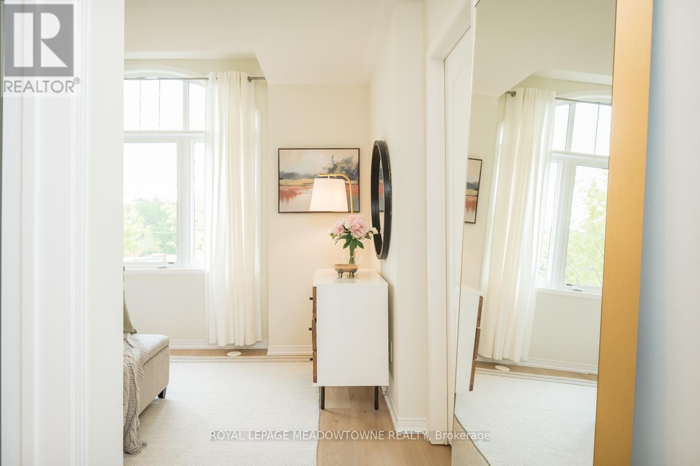 












10 - 3355 THOMAS STREET

,
Mississauga,




Ontario
L5M0N7

