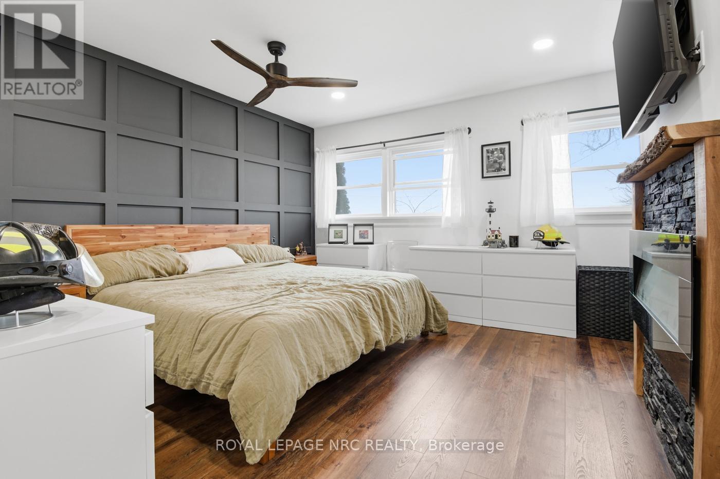 












458 DOAN'S RIDGE ROAD

,
Welland (Cooks Mills),




Ontario
L3B5N7

