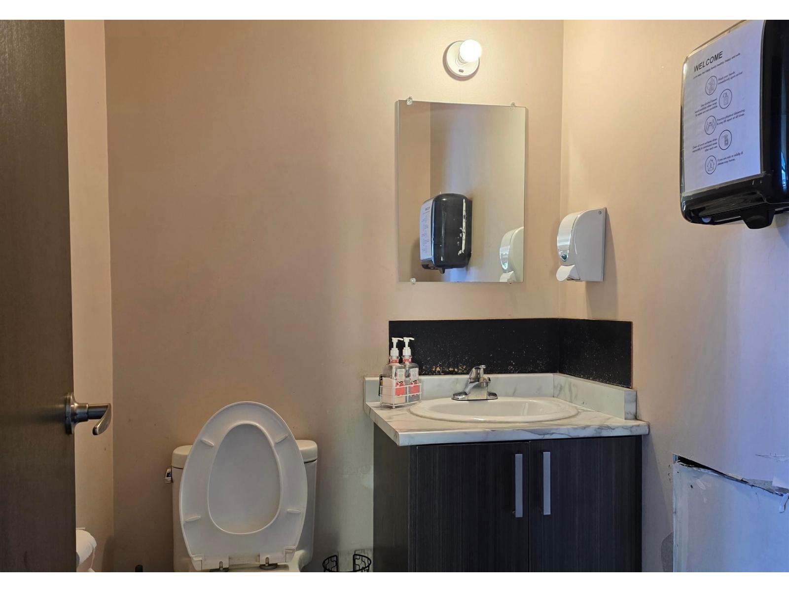 












10 13550 77 AVENUE

,
Surrey,




British Columbia
V3W6Y3

